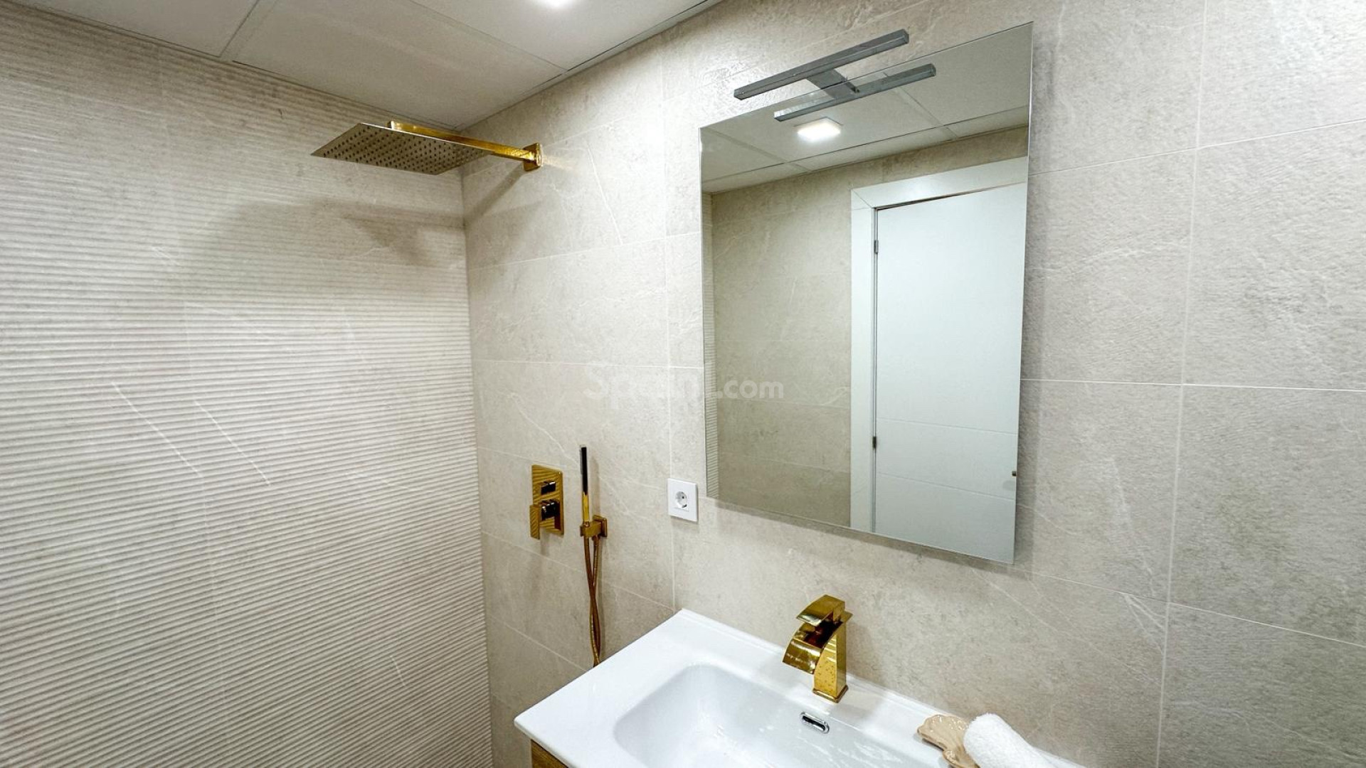 Resale - Apartment -
Torrevieja