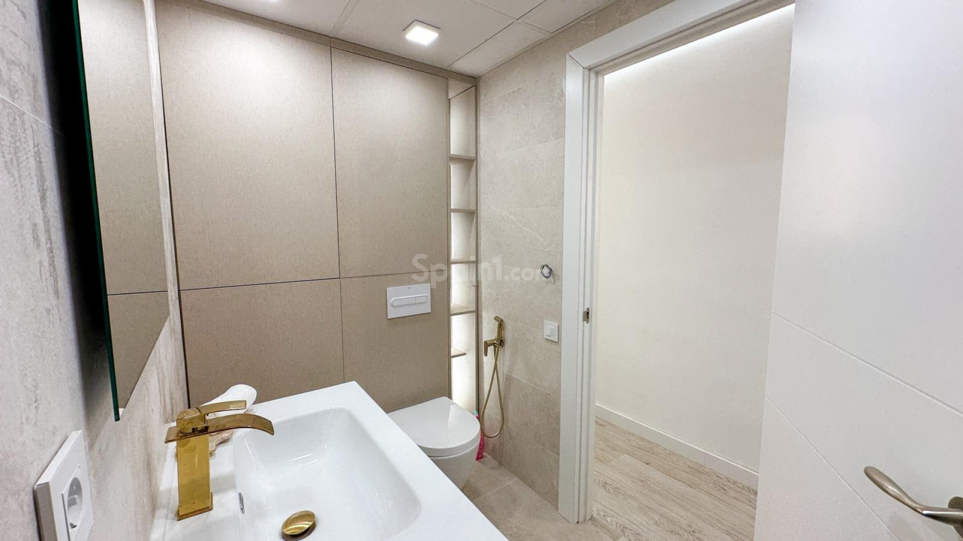 Resale - Apartment -
Torrevieja