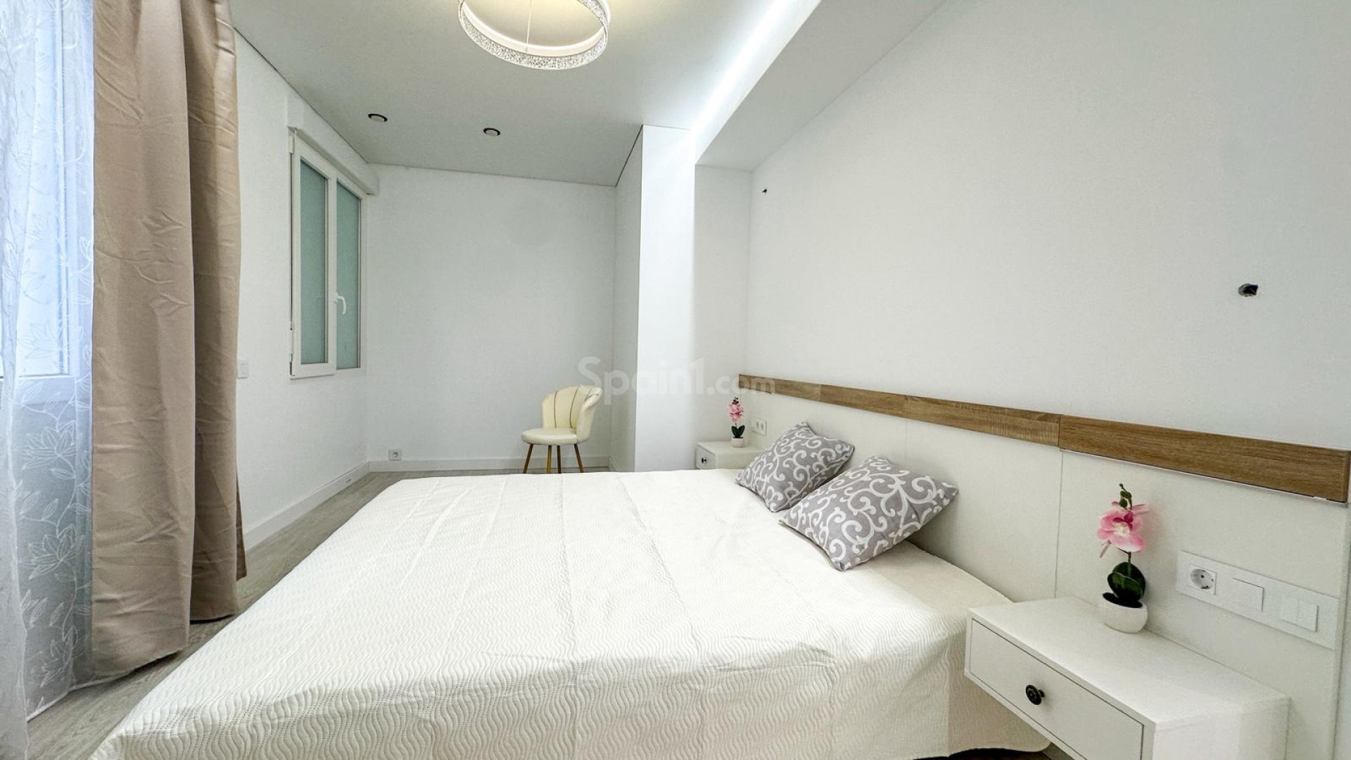 Resale - Apartment -
Torrevieja
