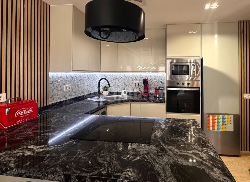Resale - Apartment -
Torrevieja
