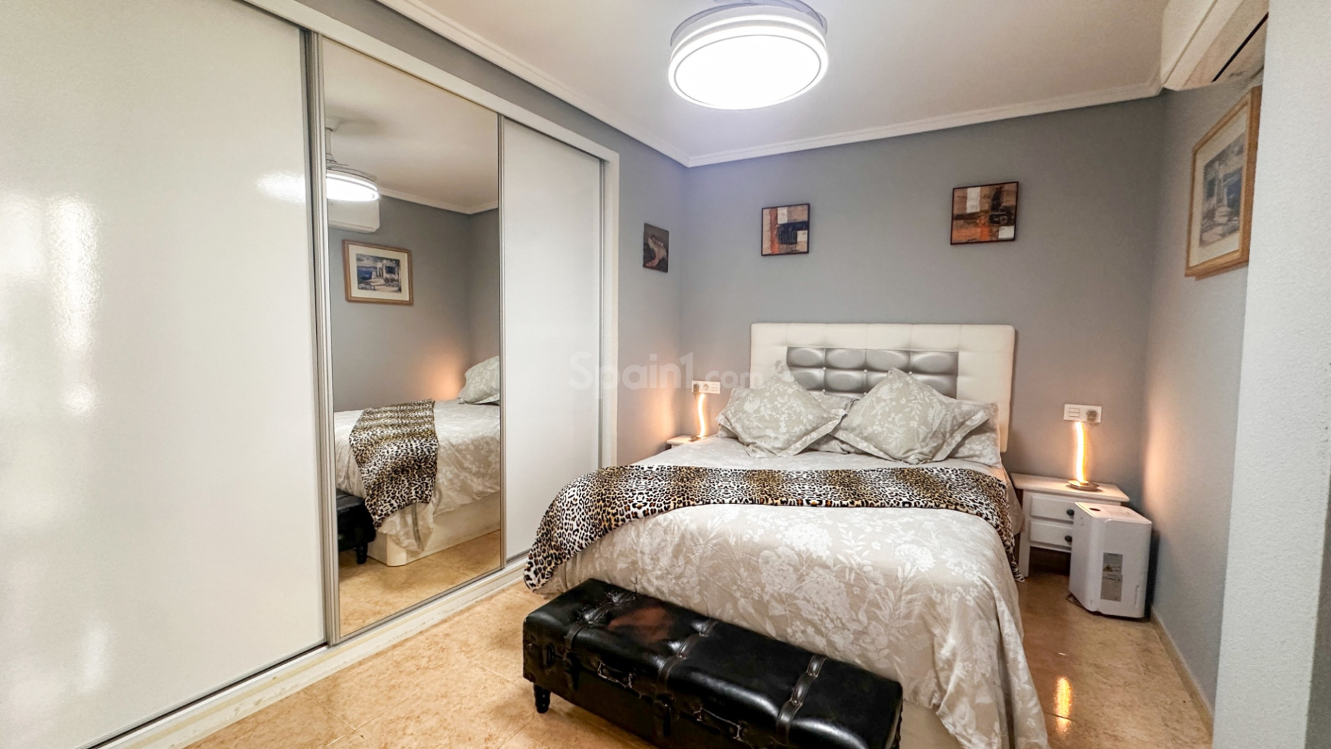 Resale - Apartment -
Torrevieja
