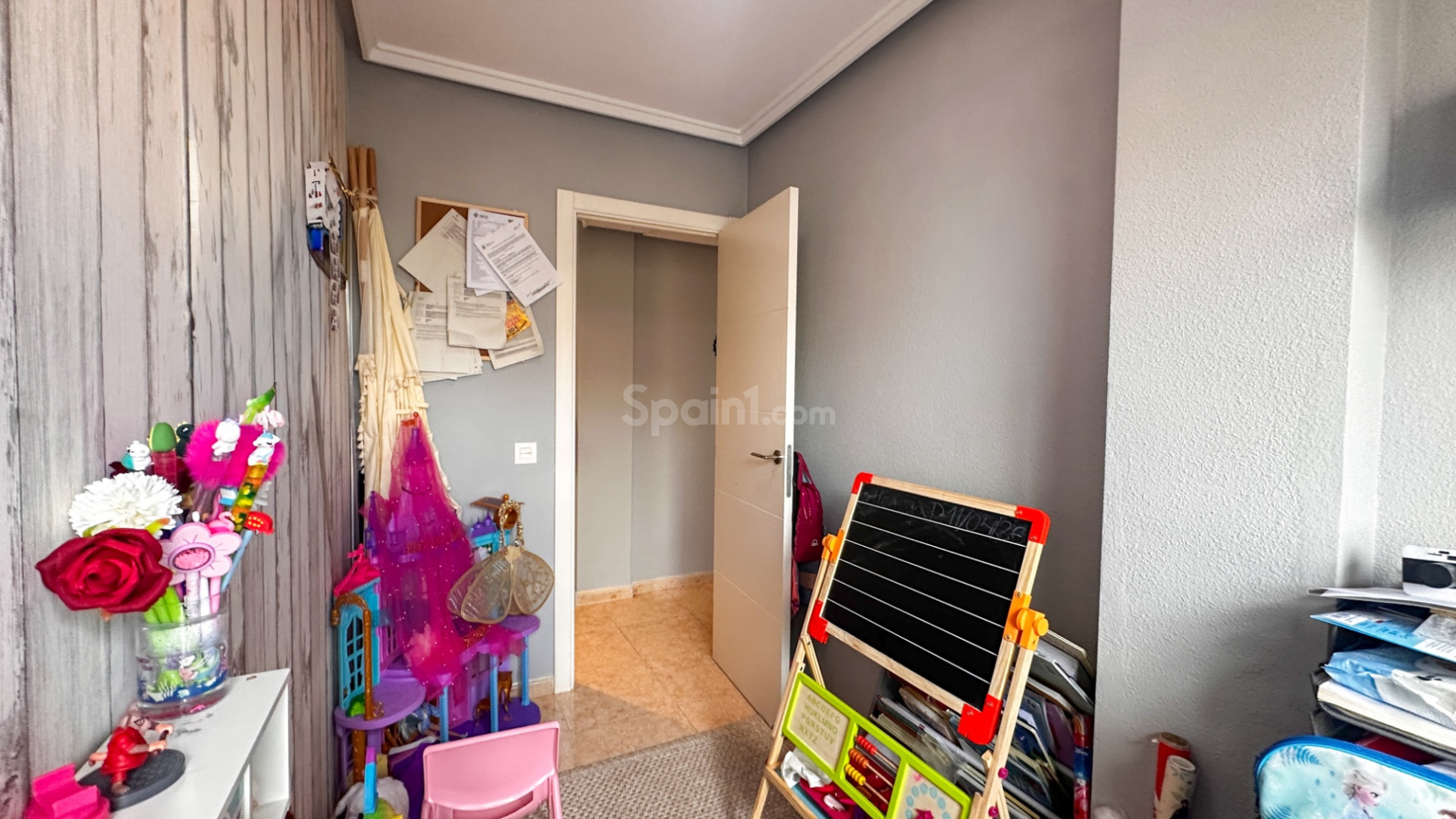 Resale - Apartment -
Torrevieja