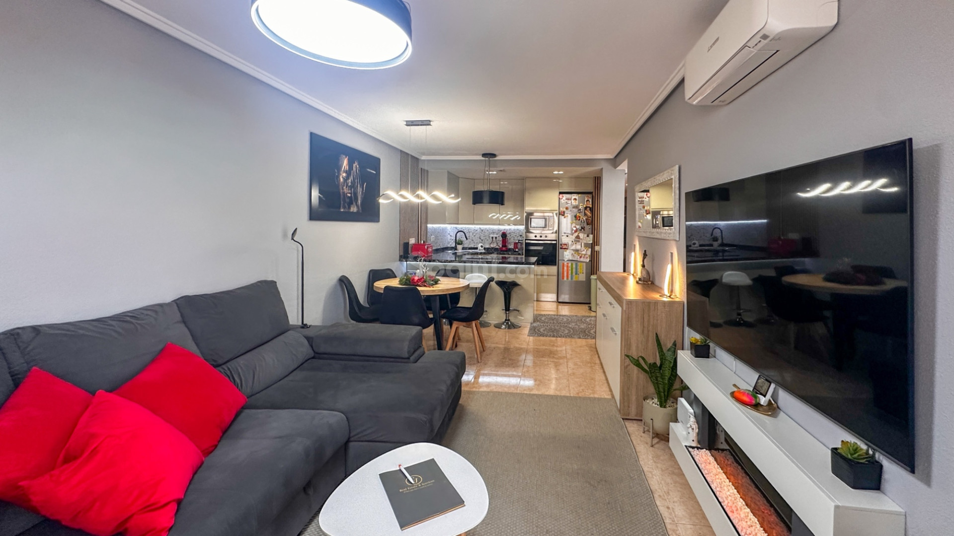 Resale - Apartment -
Torrevieja