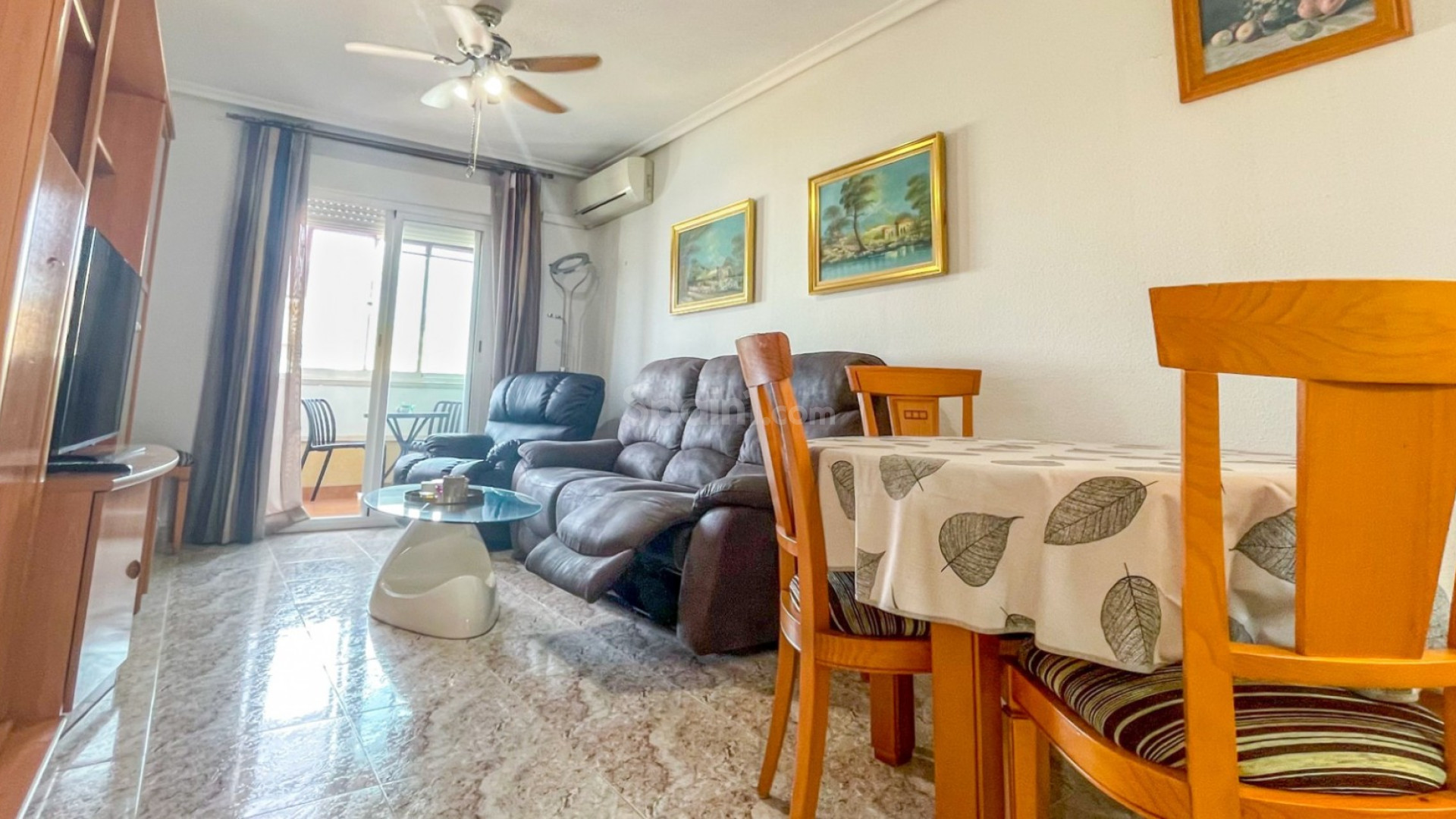 Resale - Apartment -
Torrevieja