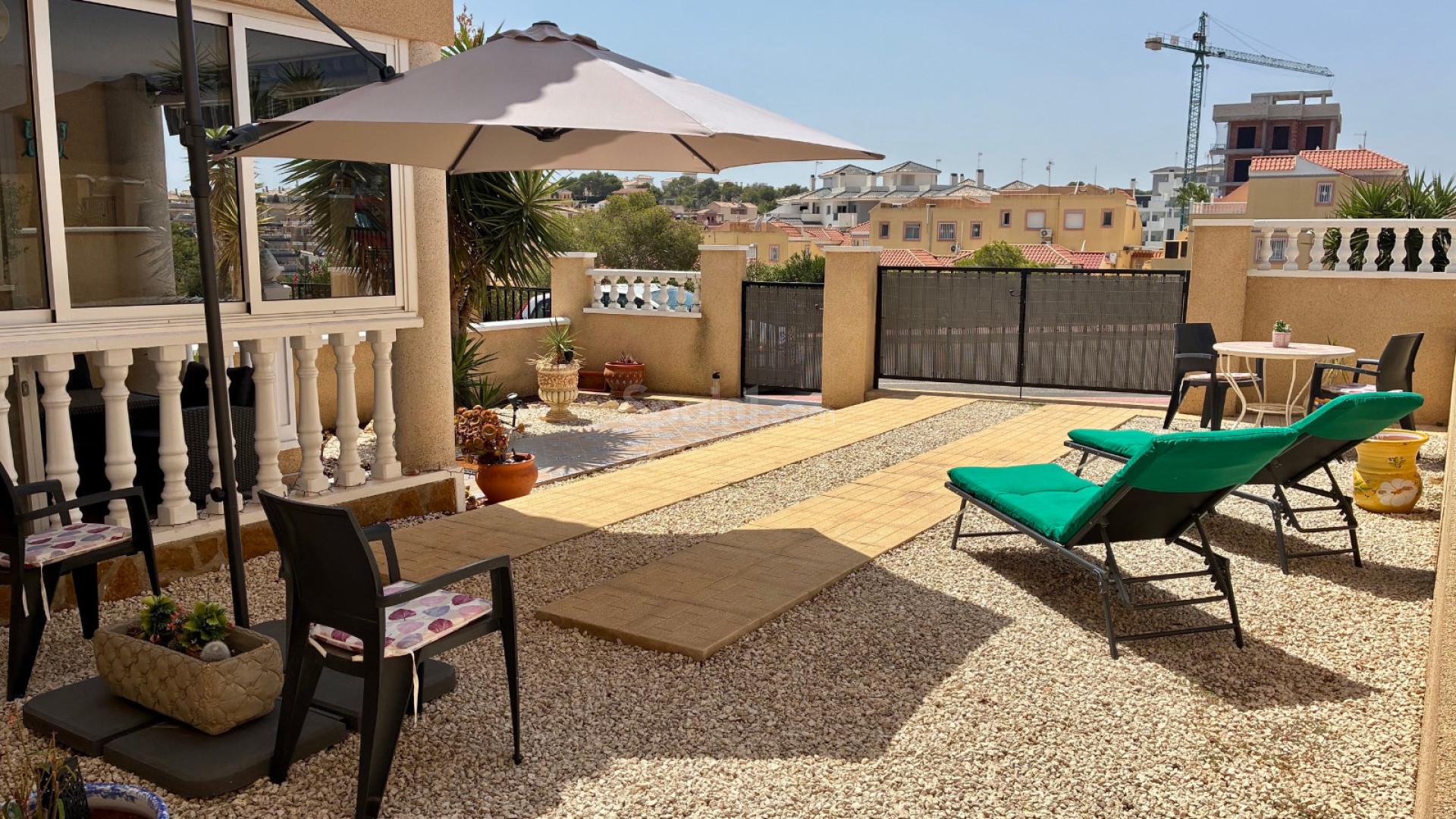Resale - Apartment -
Villamartin - La Andaluza