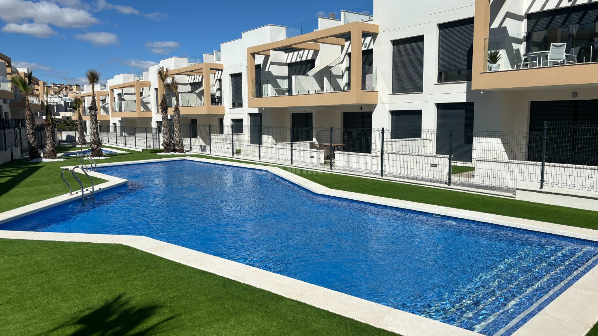 Resale - Apartment -
Villamartin - PAU 26