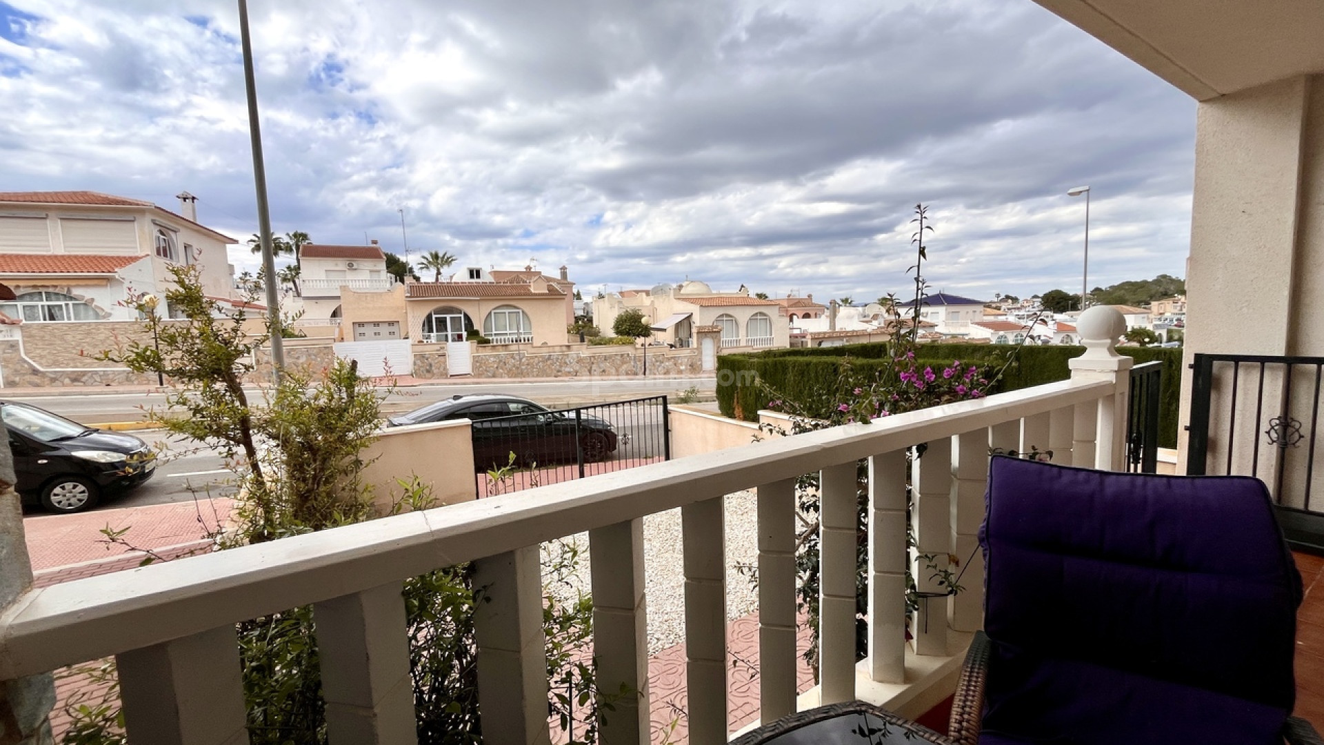 Resale - Apartment -
Villamartín - Villamartin