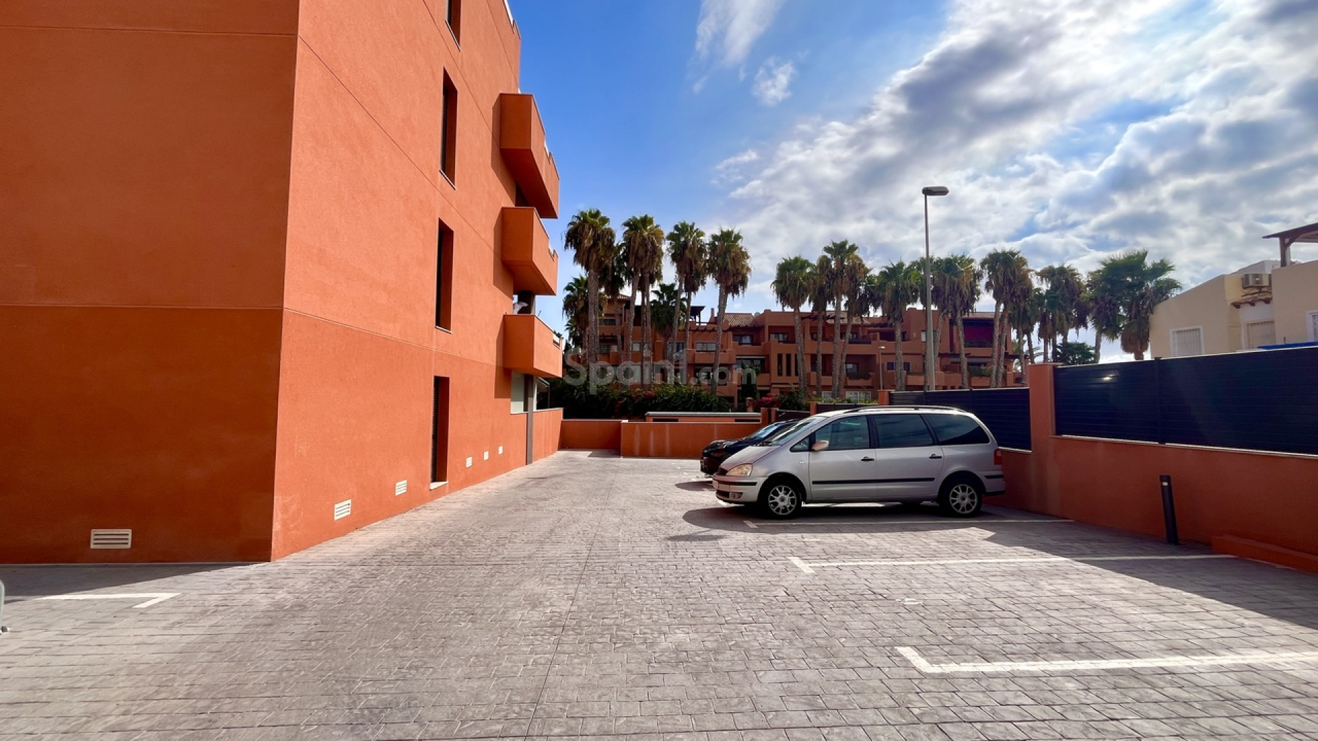 Resale - Apartment -
Villamartín - Villamartin