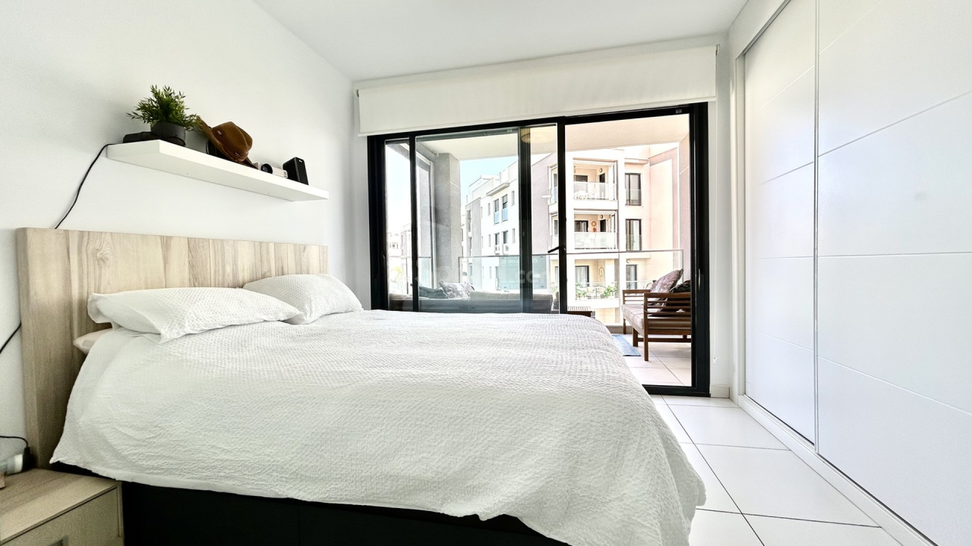 Resale - Apartment -
Villamartín - Villamartin