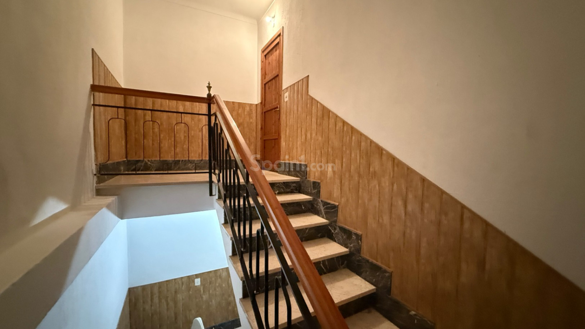 Resale - Building -
Palma de Mallorca - Mallorca