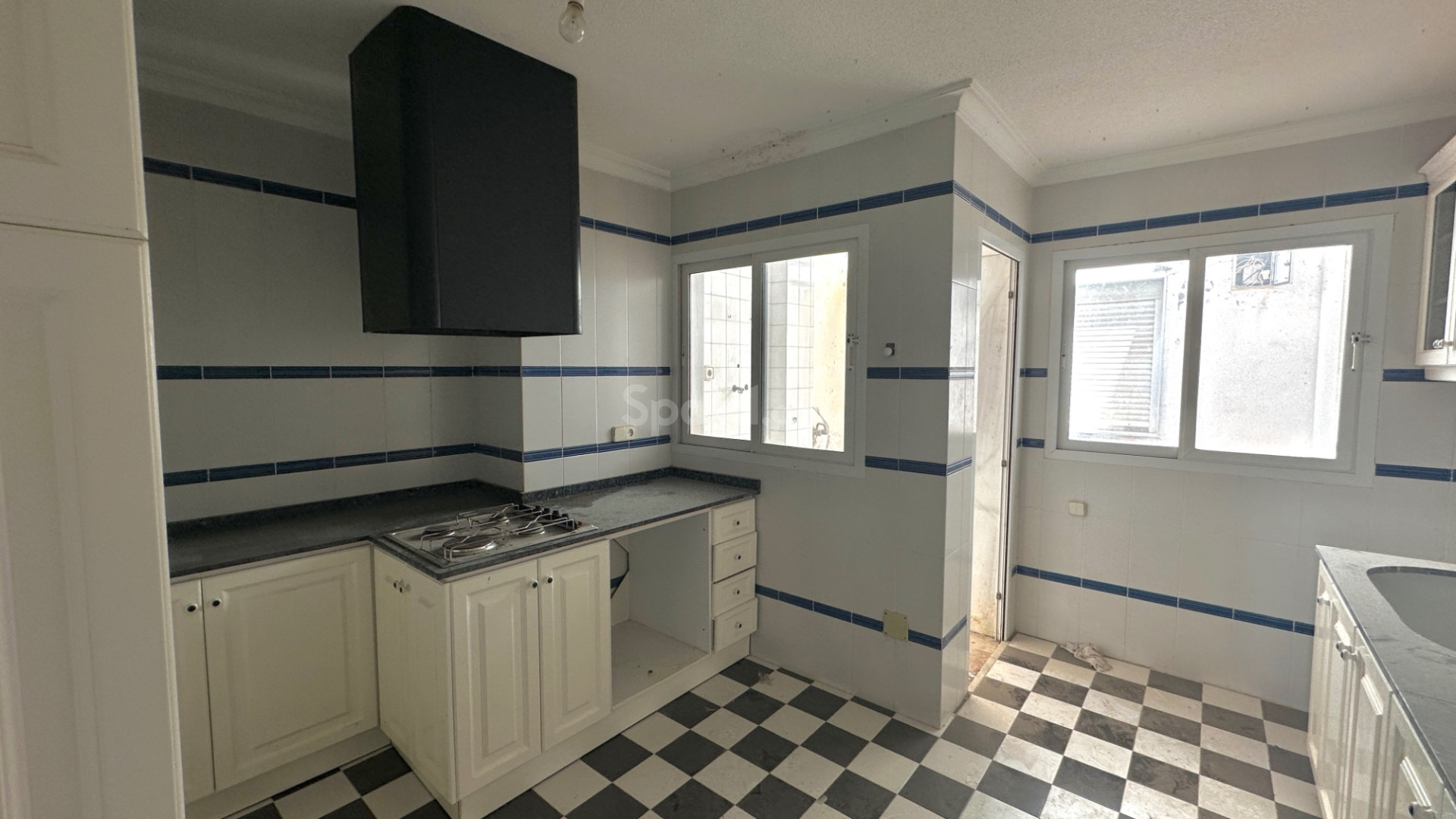Resale - Building -
San Pedro del Pinatar