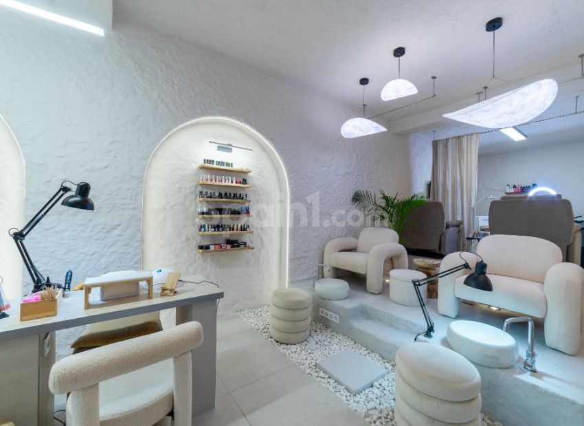 Resale - Business -
Alicante - Center