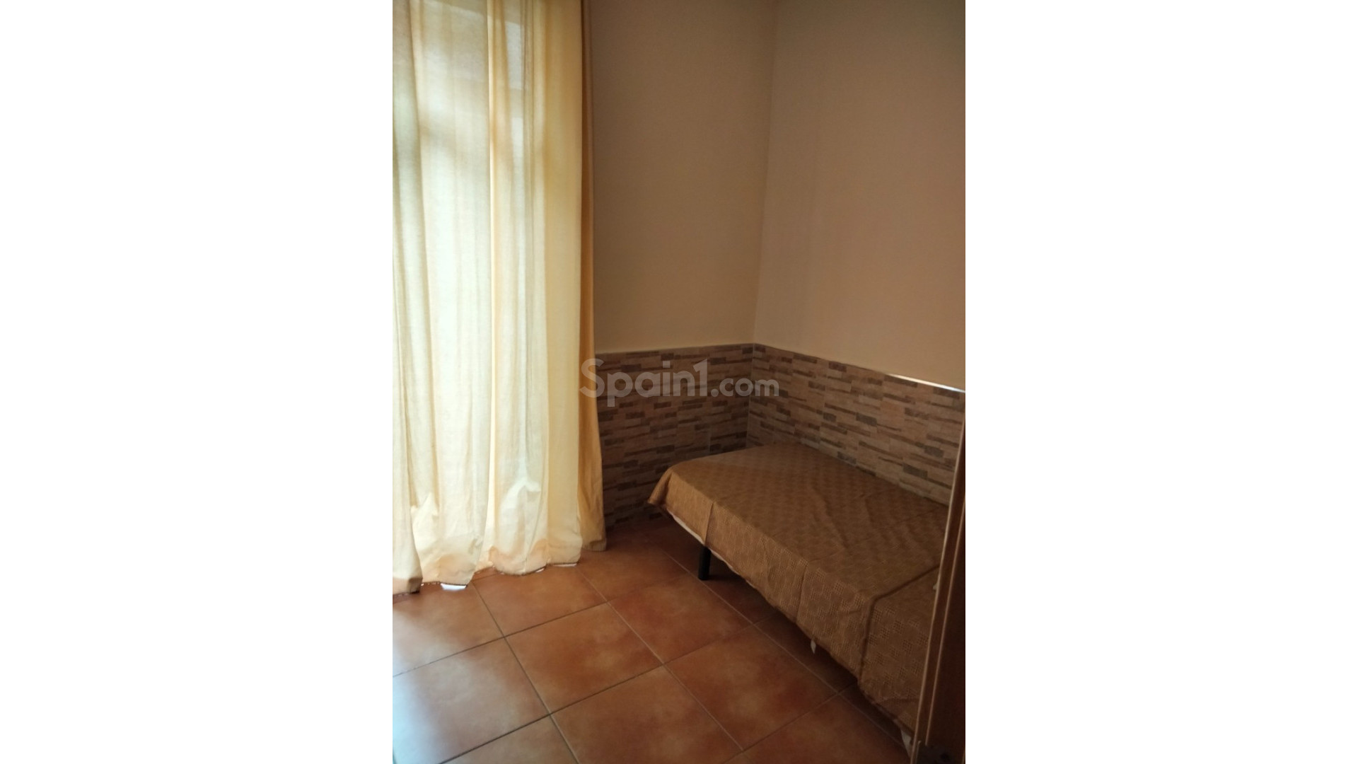 Resale - Byggnad -
Alicante - Casco antiguo