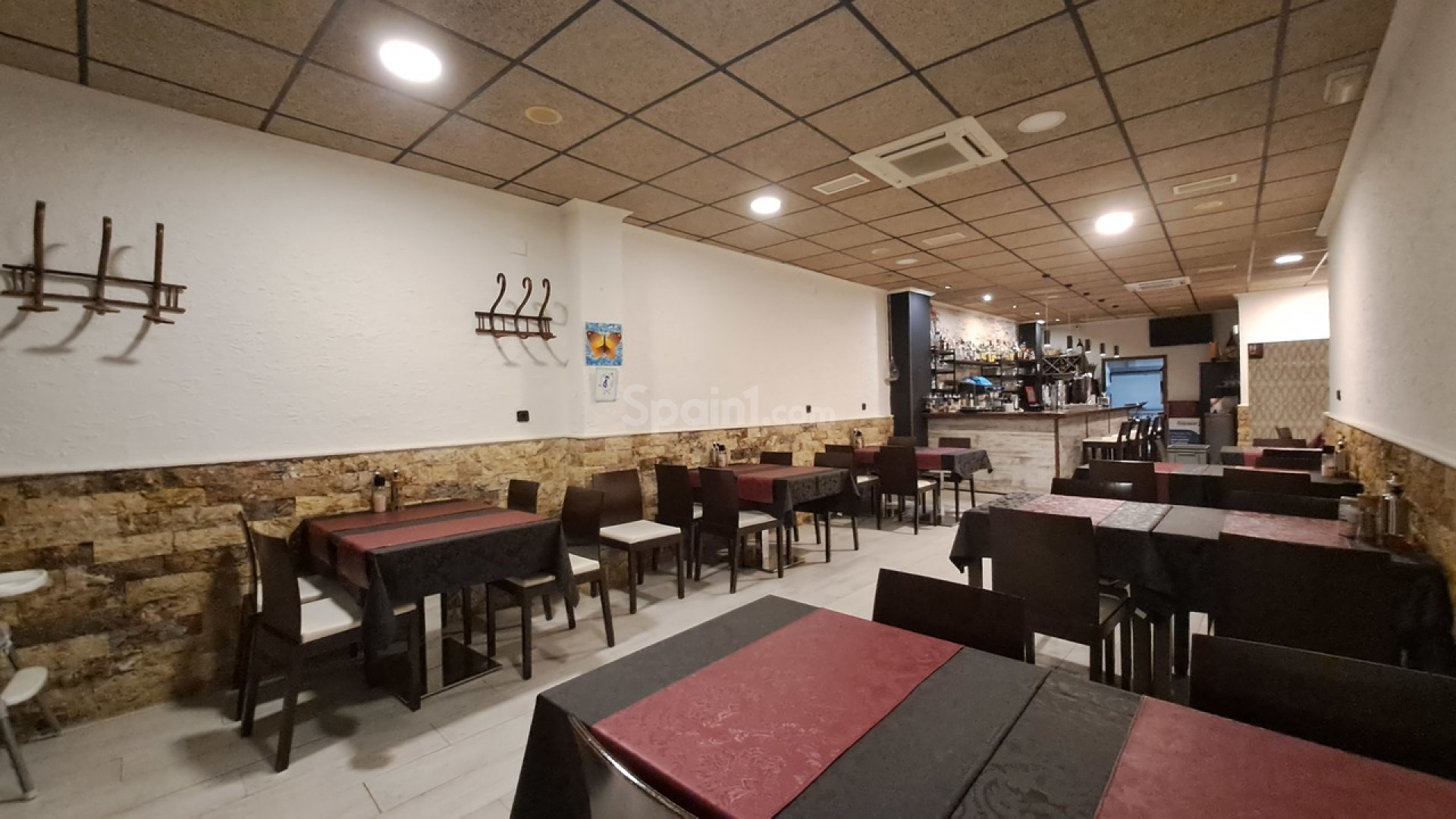 Resale - Commercial -
Benijofar