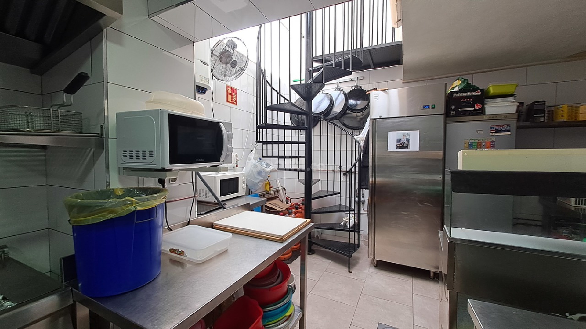 Resale - Commercial -
Benijofar