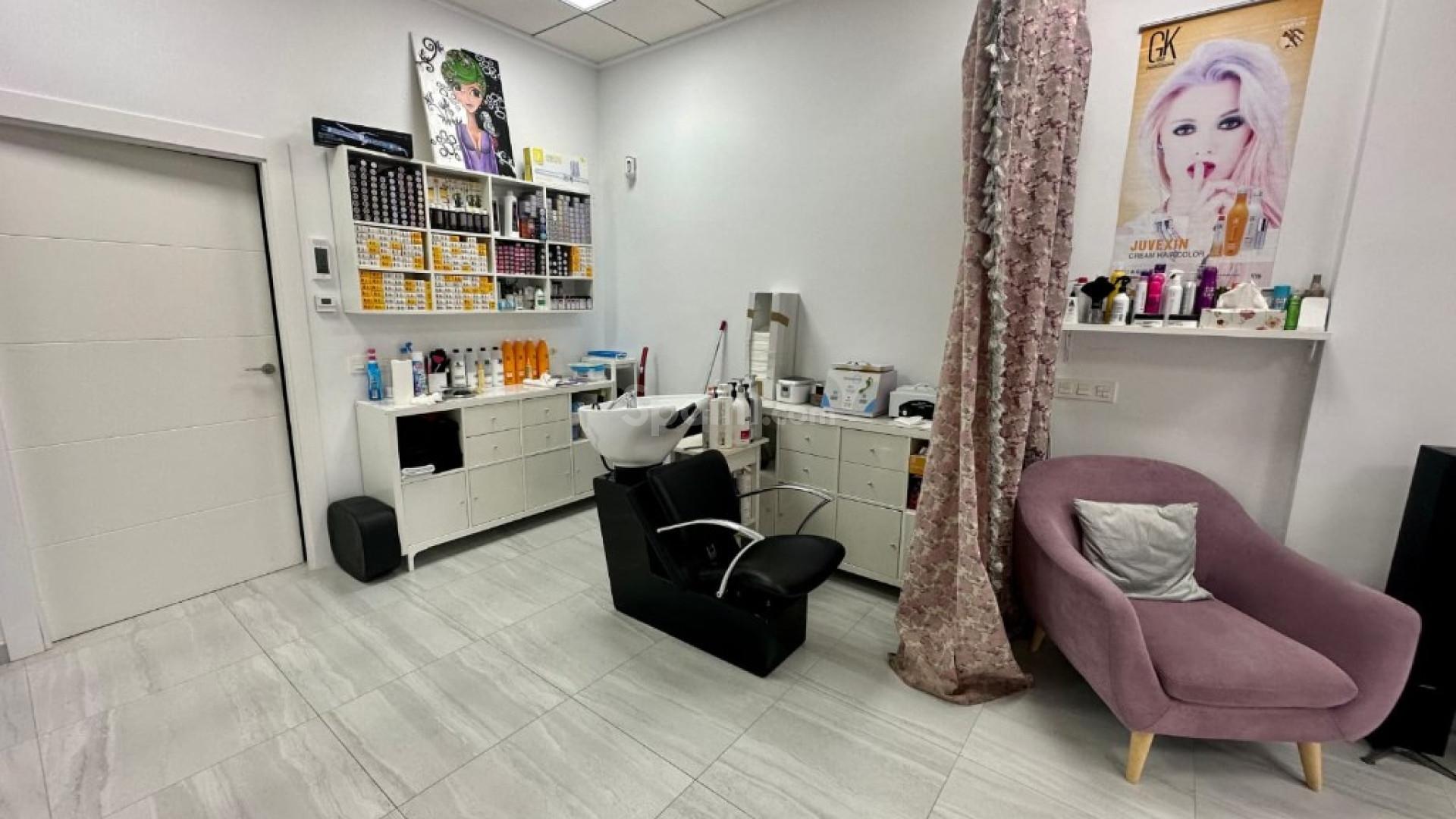 Resale - Commercial -
La Zenia