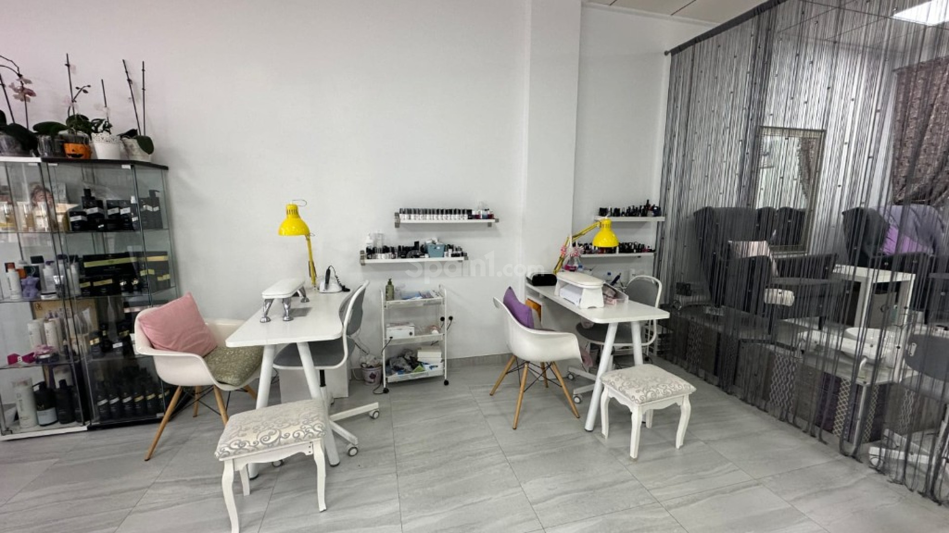 Resale - Commercial -
La Zenia