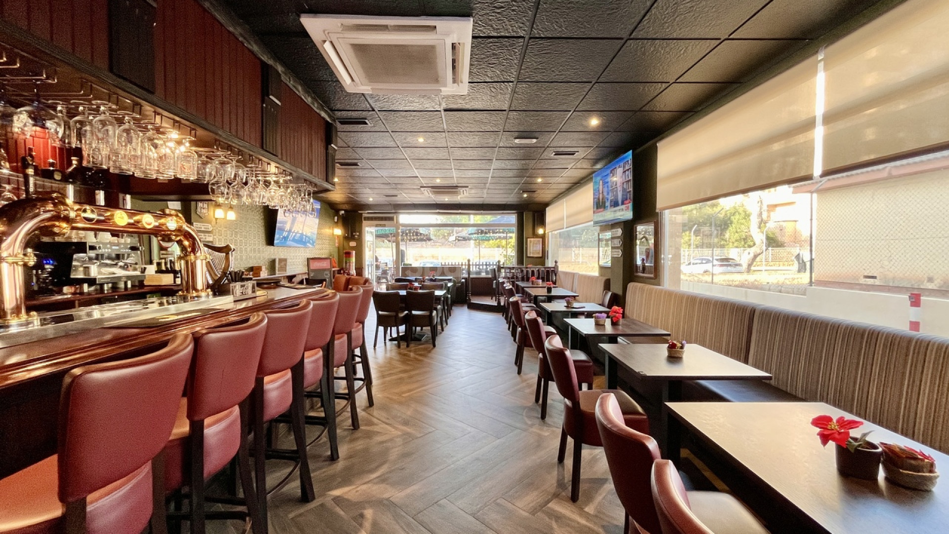 Resale - Commercial -
La Zenia