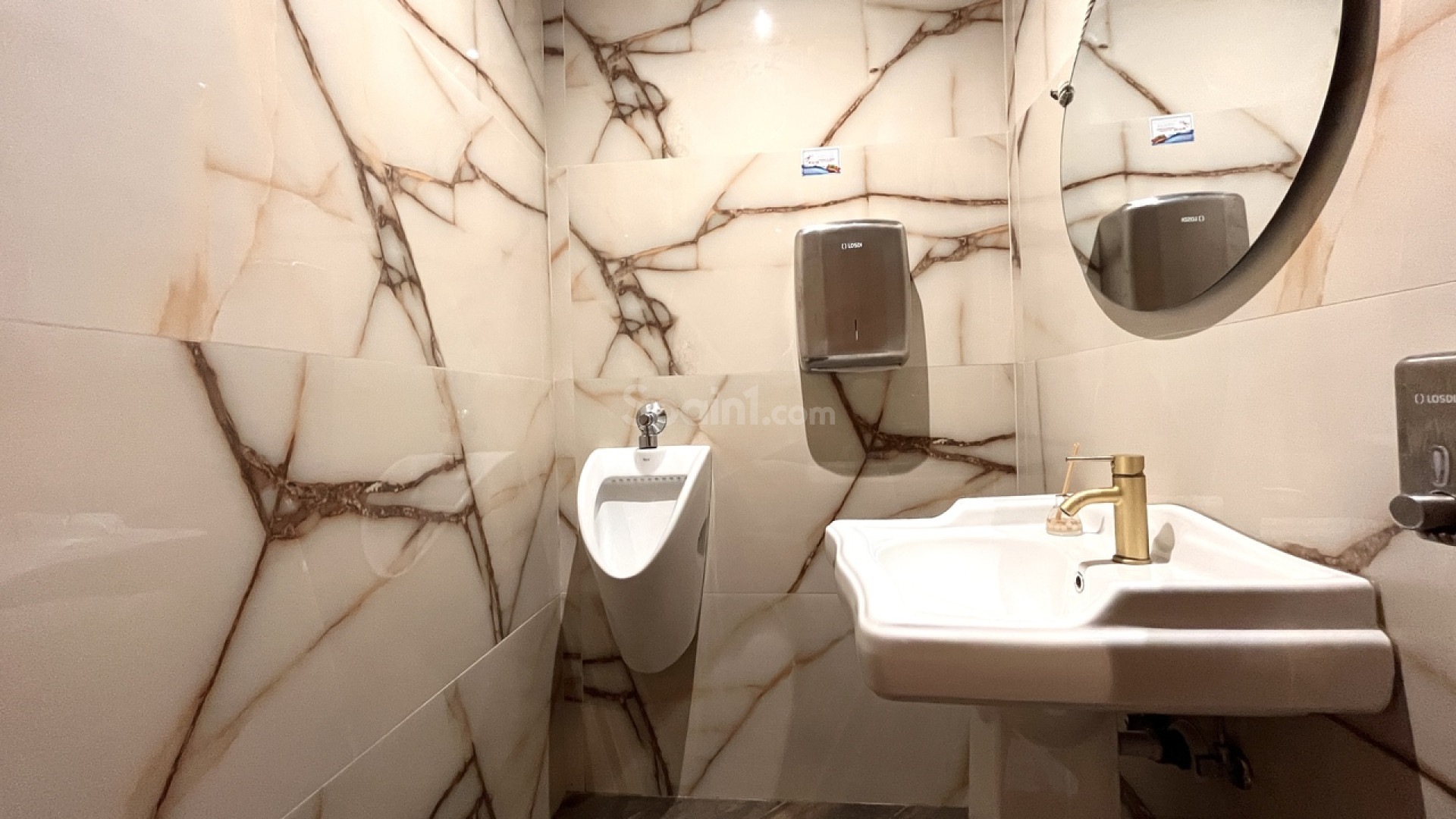 Resale - Commercial -
La Zenia