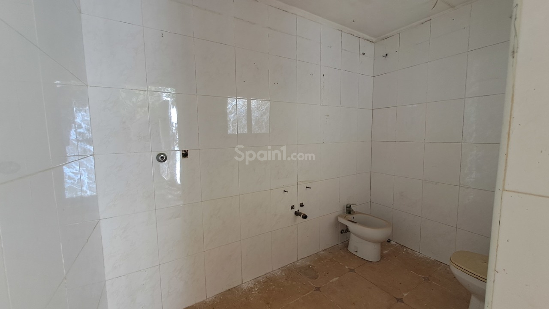 Resale - Commercial -
Orihuela