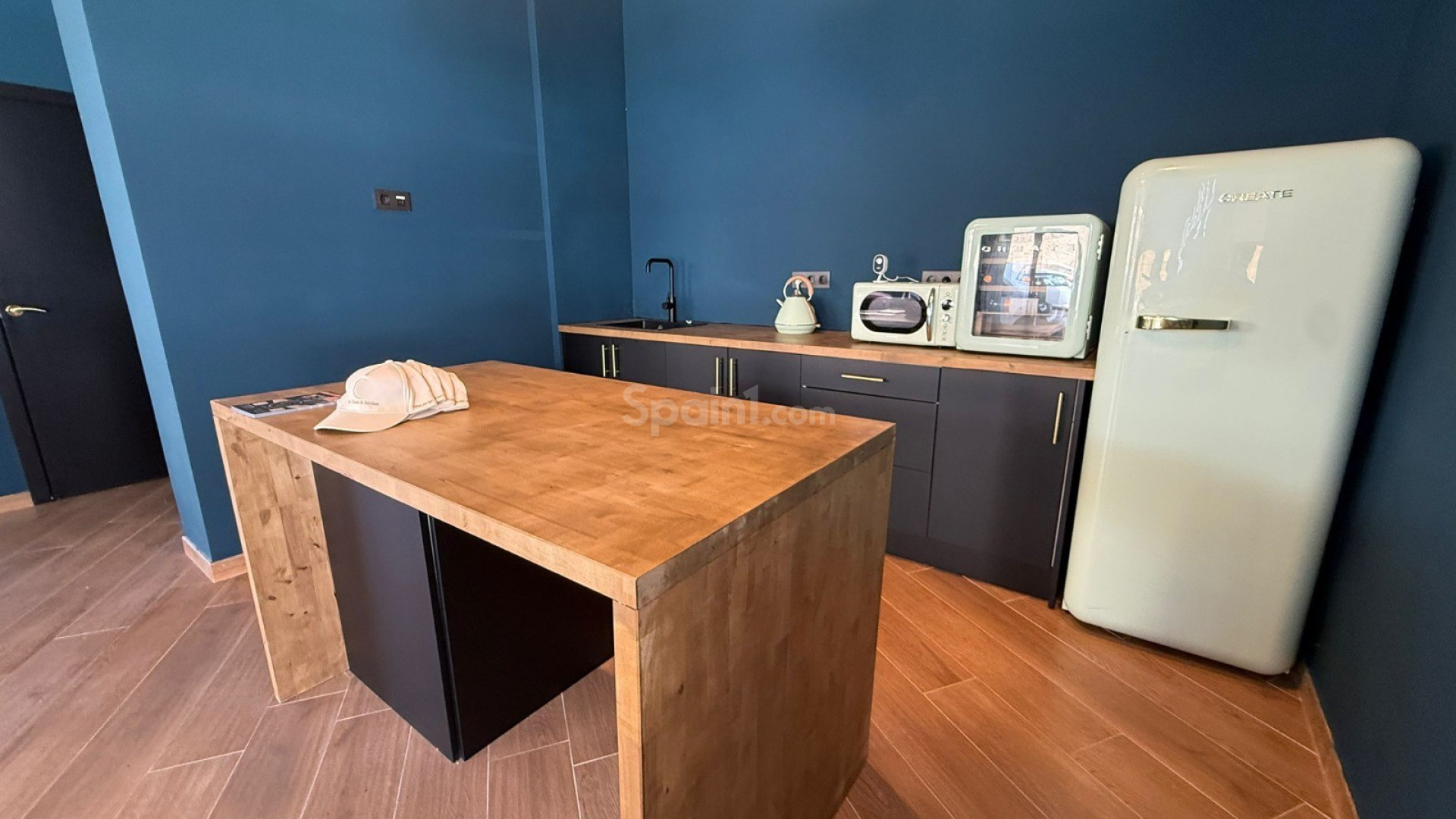 Resale - Commercial -
Palma de Mallorca - Mallorca