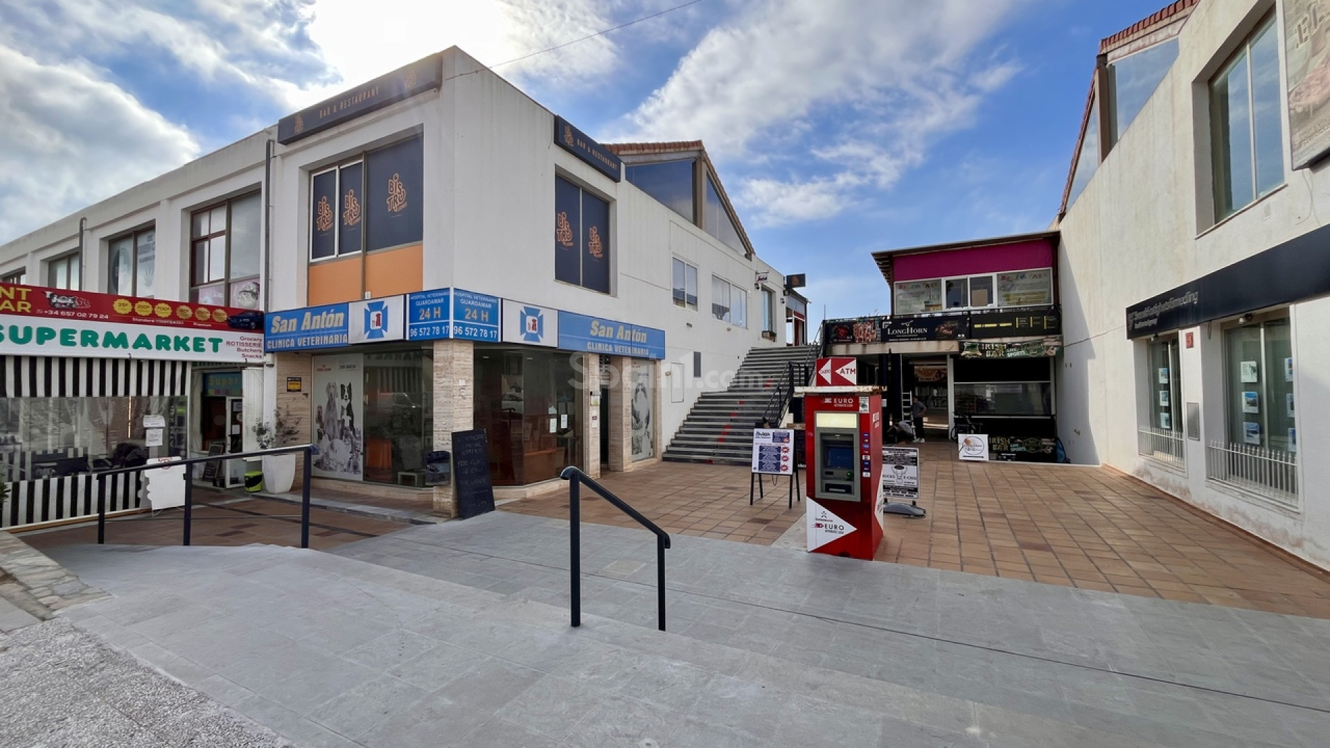 Resale - Commercial -
Playa Flamenca