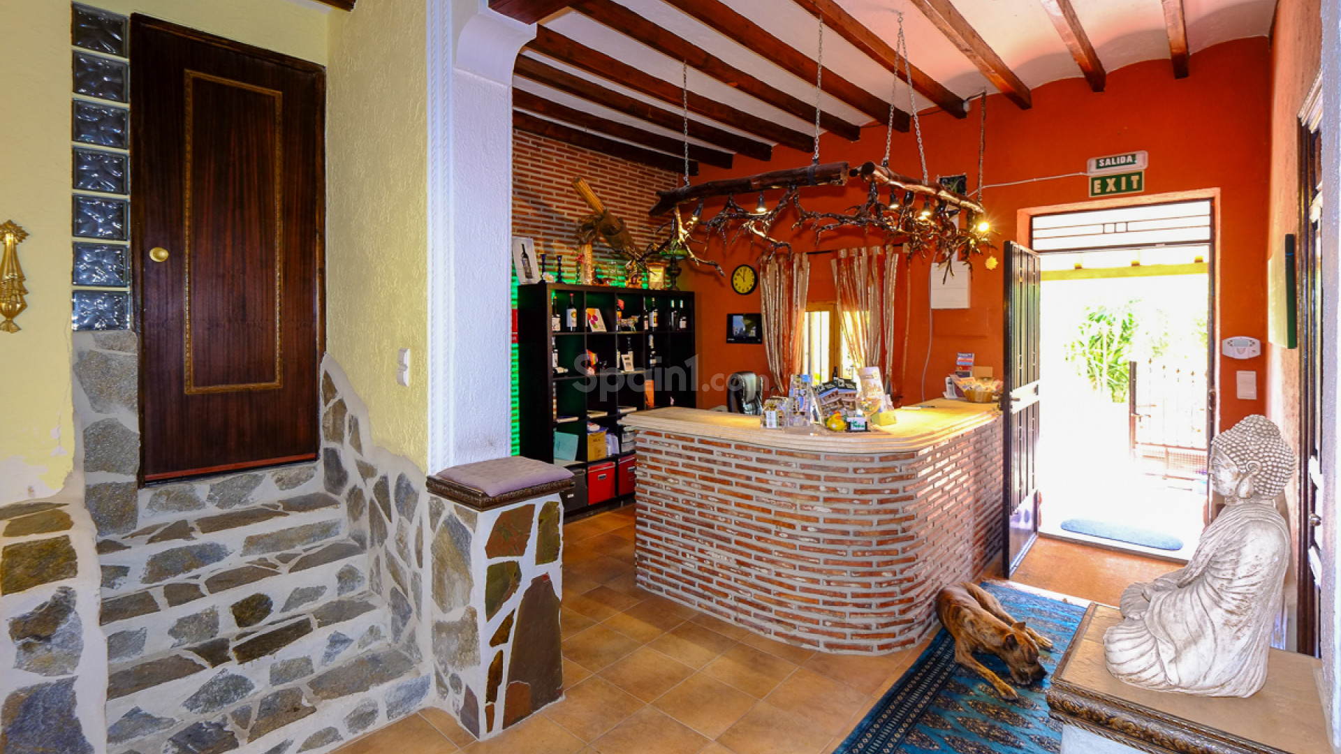 Resale - Commercial Property -
Hondón de las Nieves