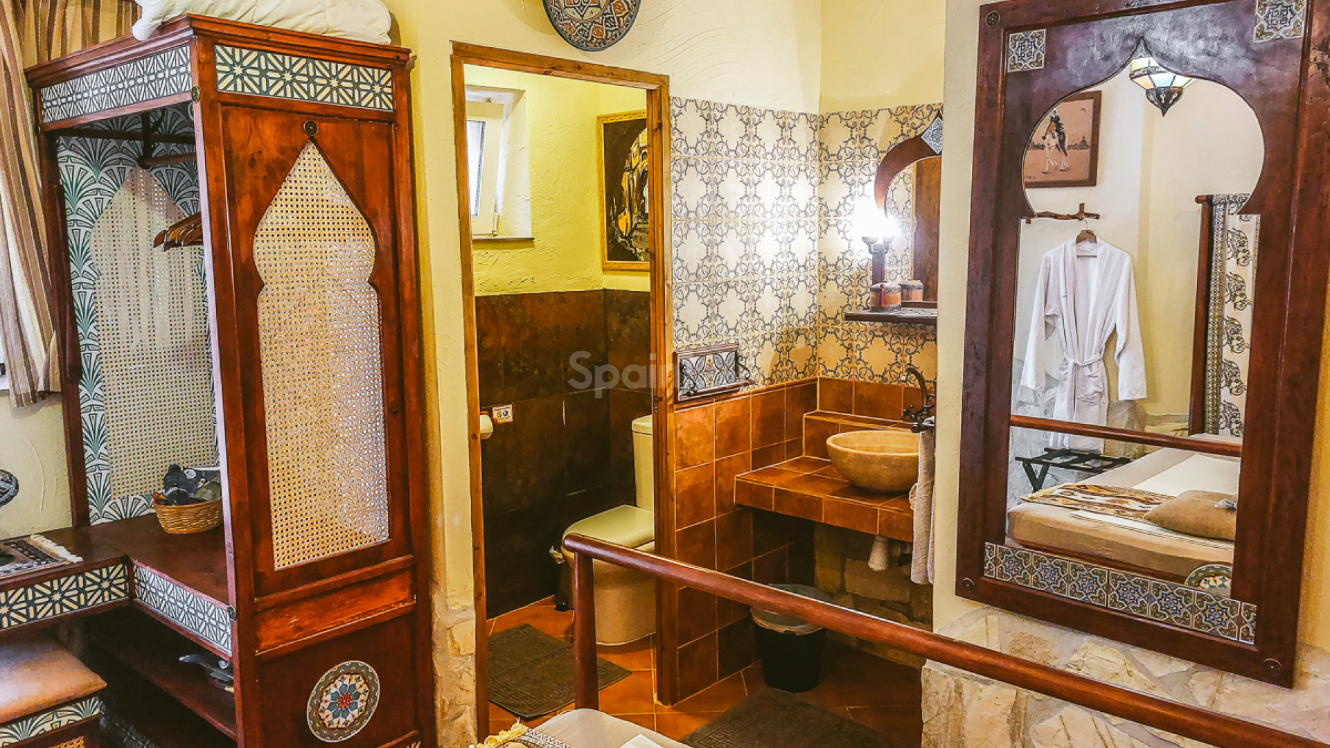 Resale - Commercial Property -
Hondón de las Nieves