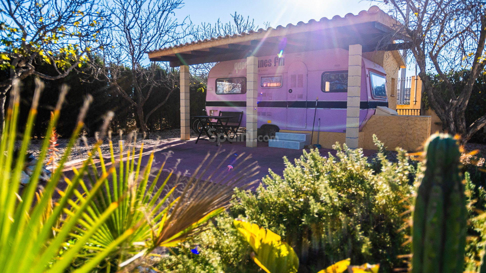 Resale - Commercial Property -
Hondón de las Nieves