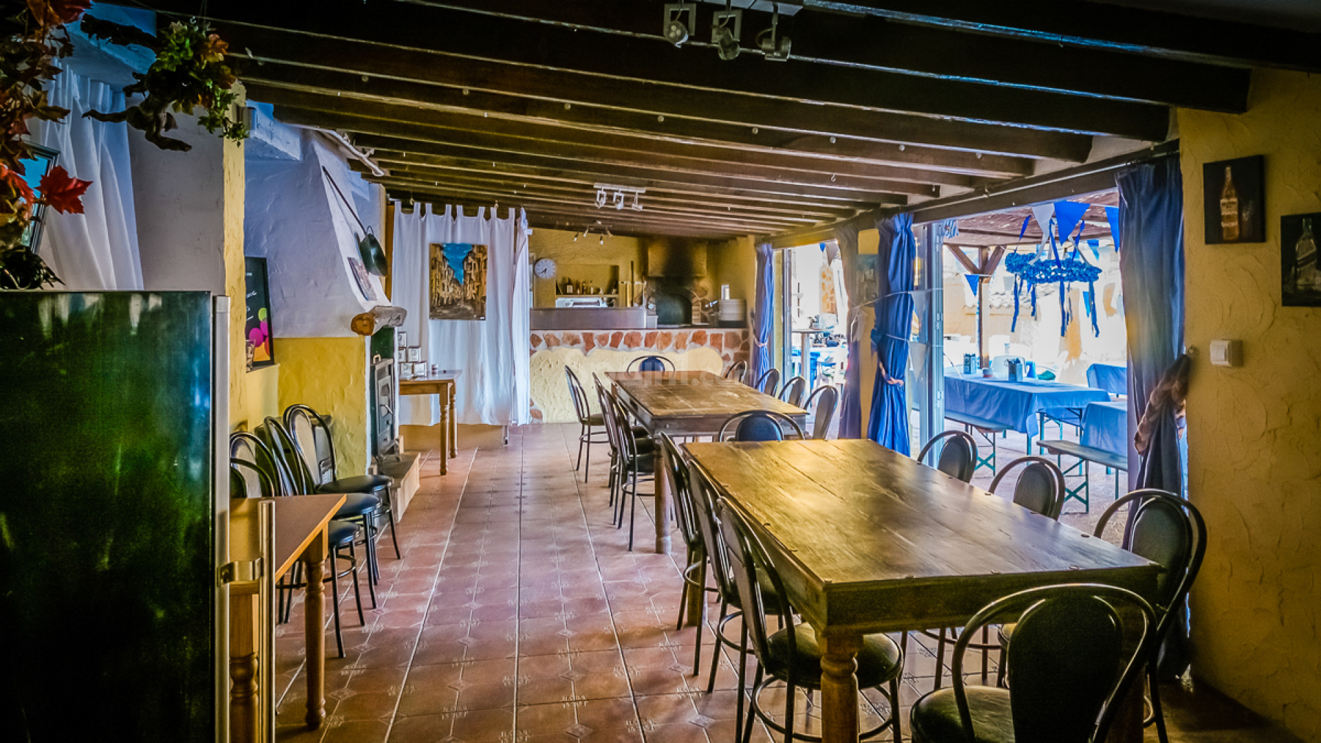 Resale - Commercial Property -
Hondón de las Nieves