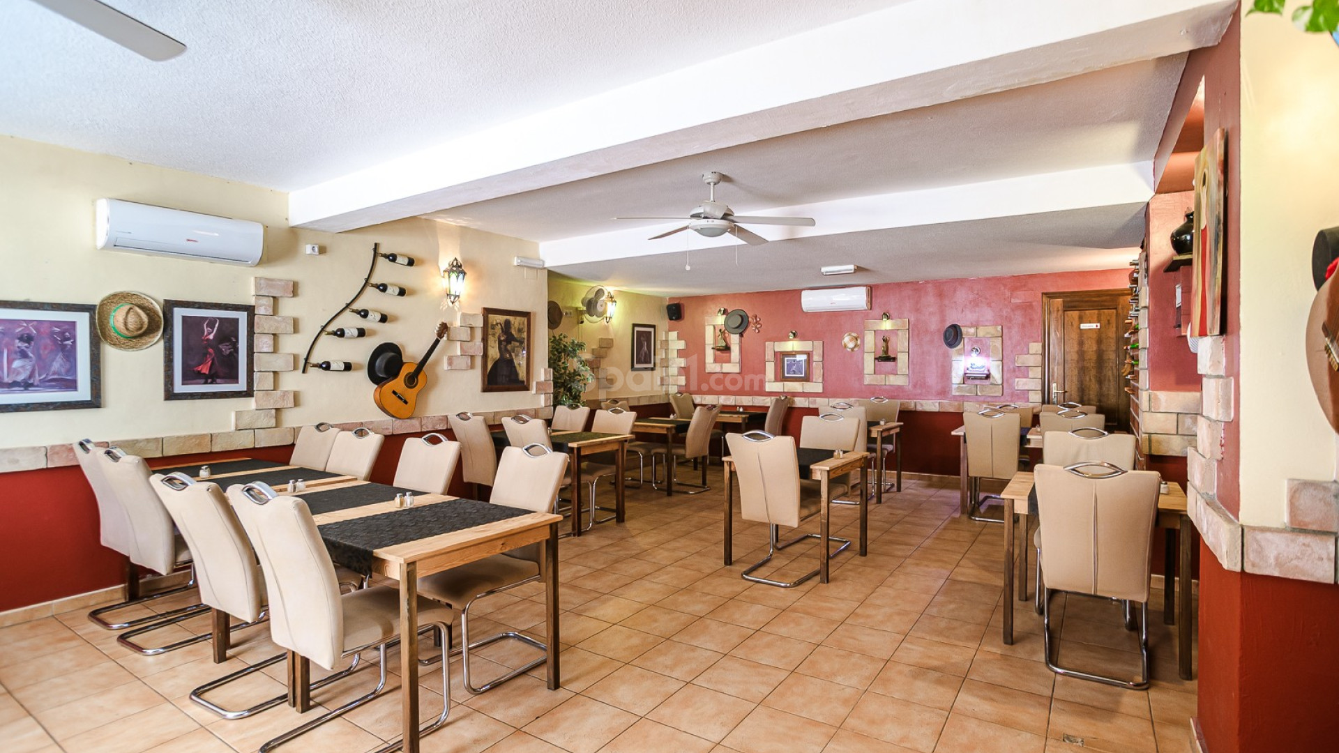 Resale - Commercial Property -
TORREVIEJA - La Veleta