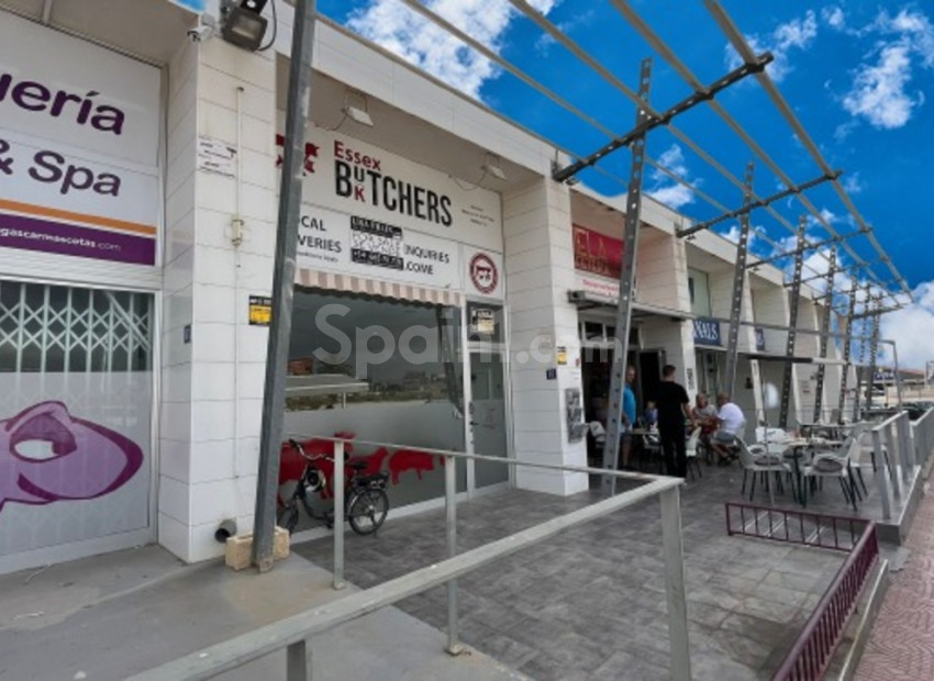 Resale - Commercial -
Quesada