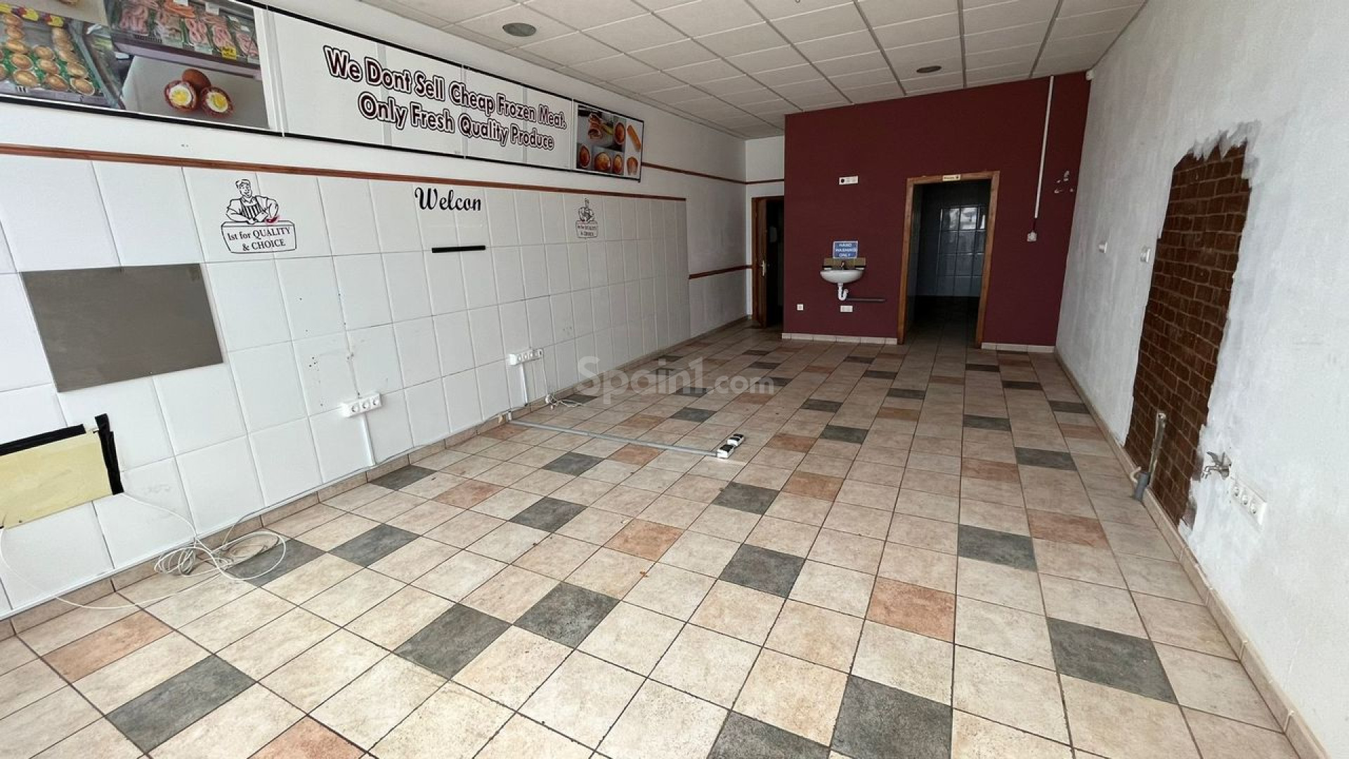 Resale - Commercial -
Quesada