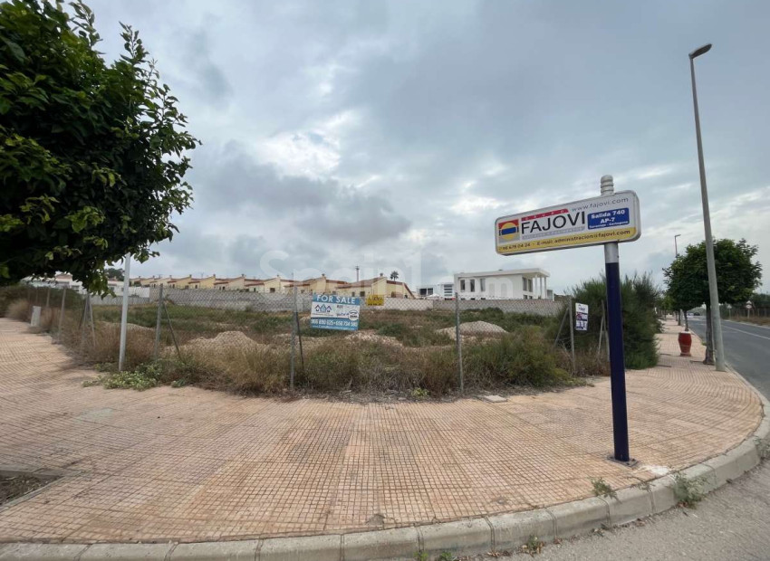 Resale - Commercial -
San Fulgencio
