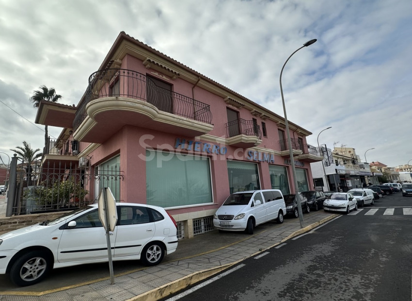 Resale - Commercial -
San Miguel de Salinas