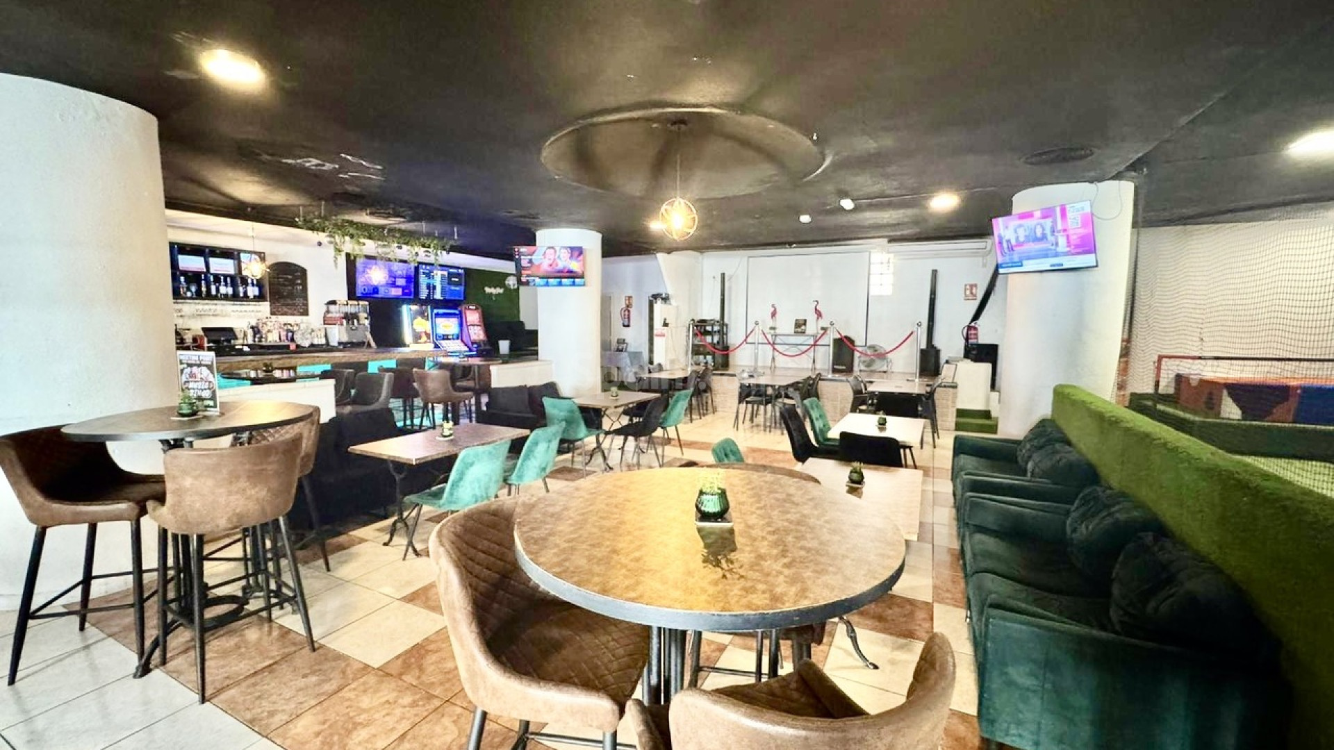 Resale - Commercial -
San Miguel de Salinas