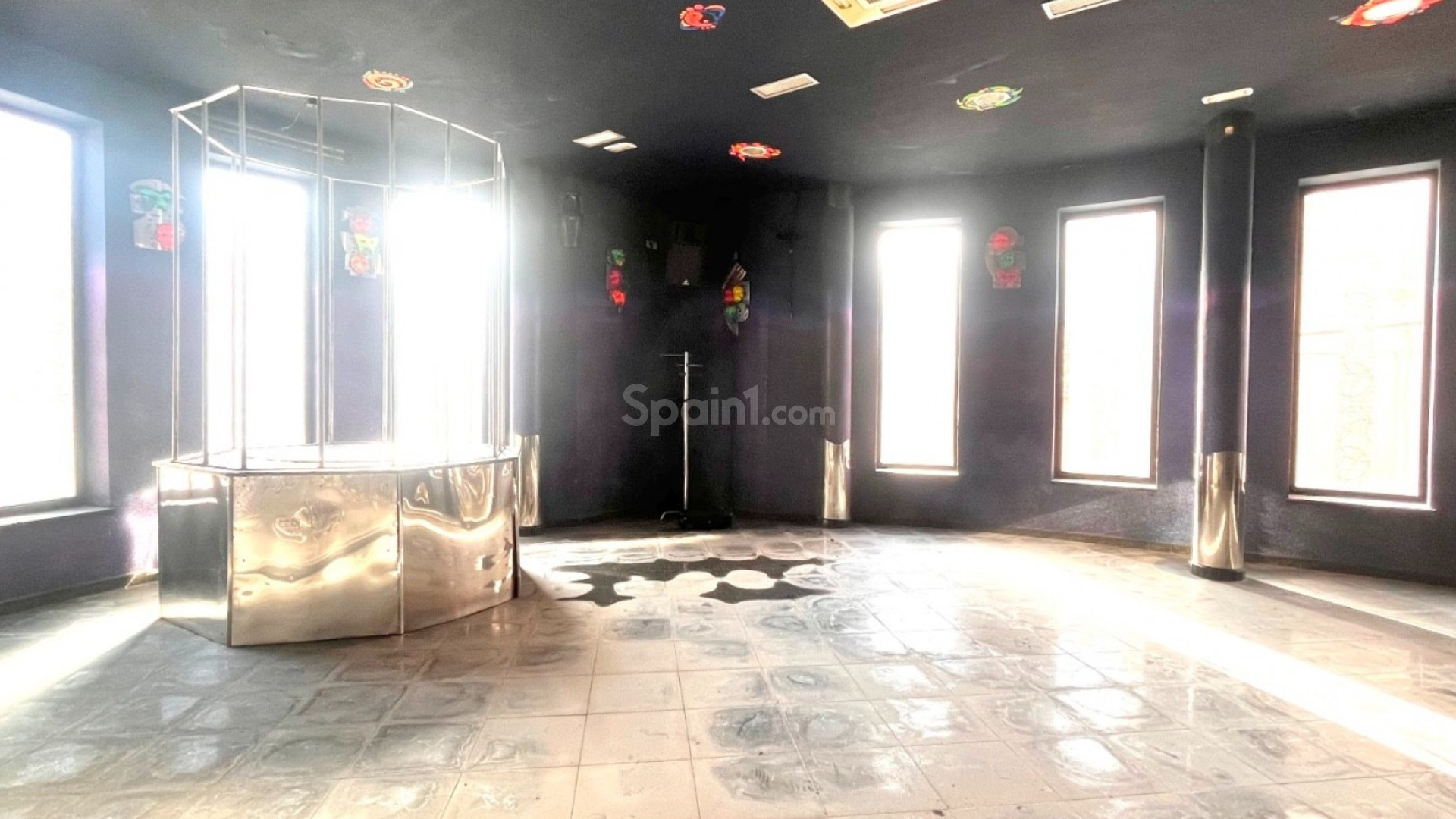 Resale - Commercial -
Torrevieja - Playa del Cura