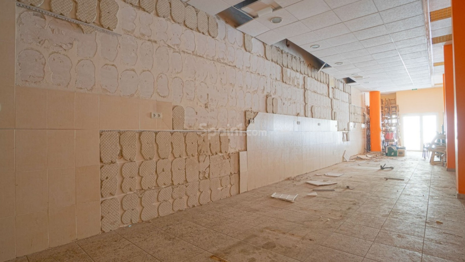 Resale - Commercial -
Torrevieja