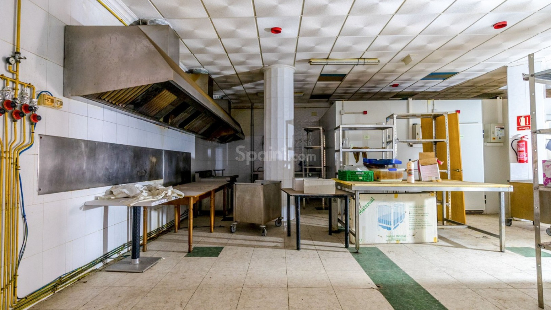 Resale - Commercial -
Torrevieja