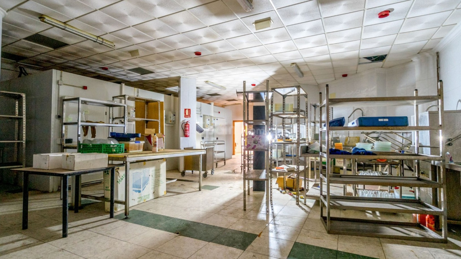 Resale - Commercial -
Torrevieja