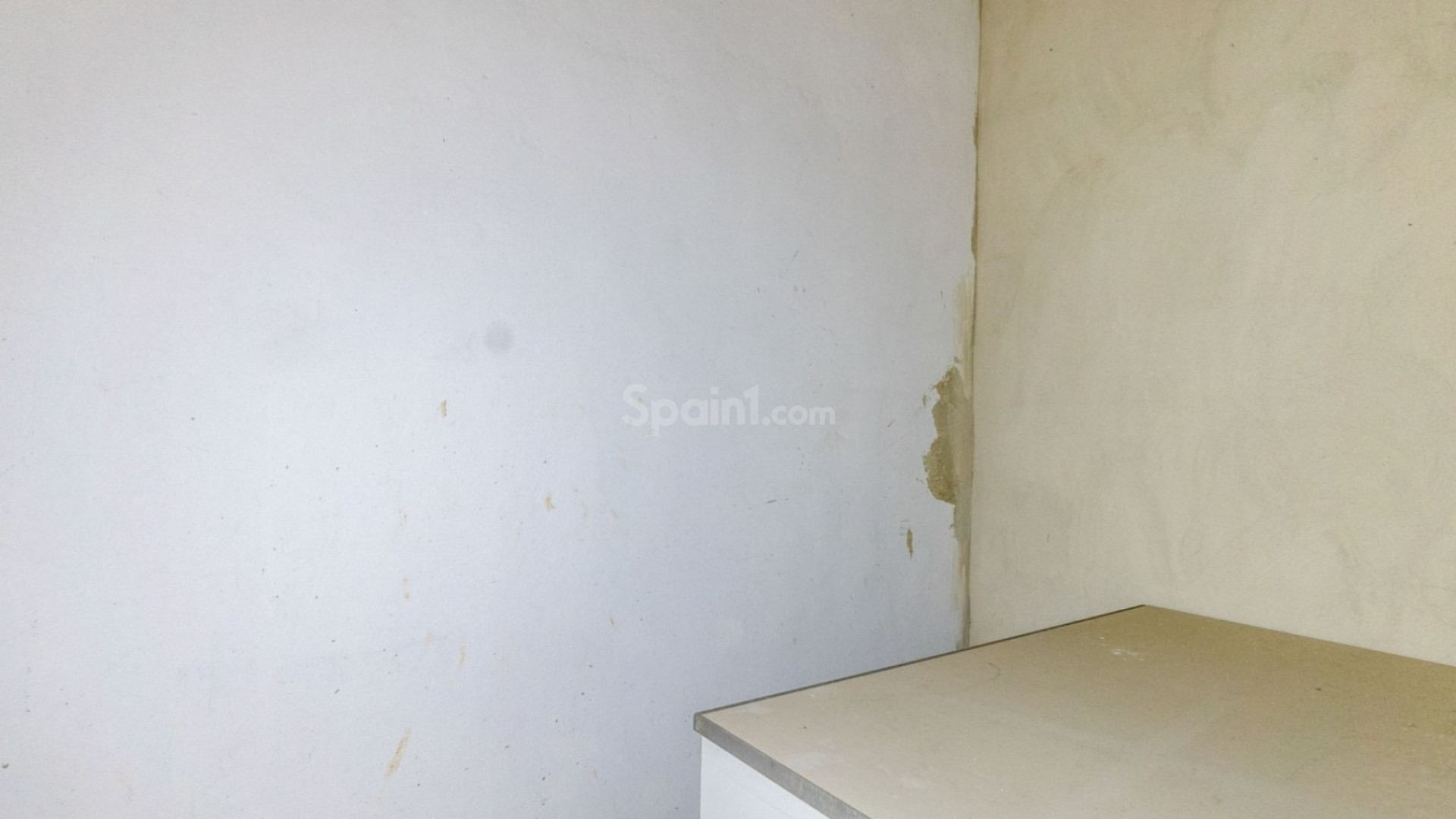 Resale - Commercial -
Torrevieja