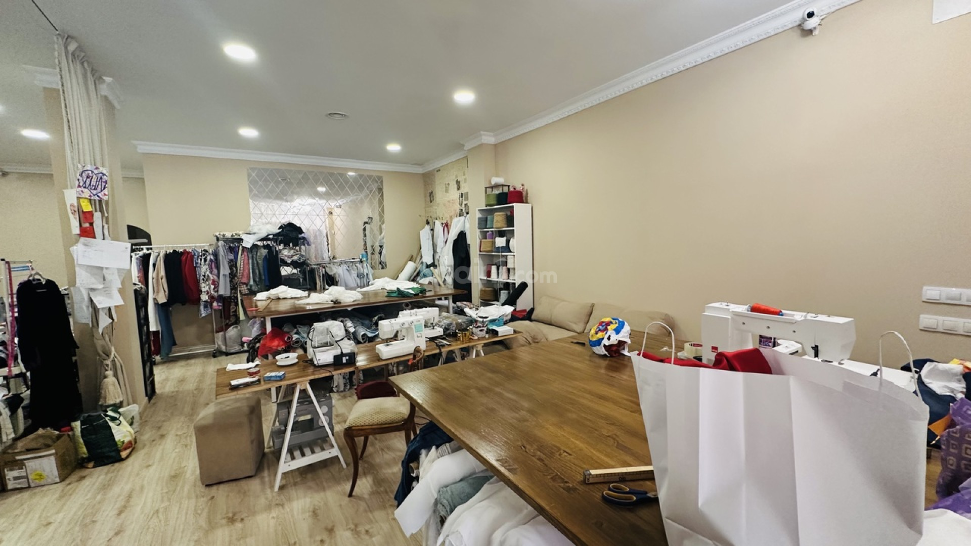 Resale - Commercial -
Torrevieja