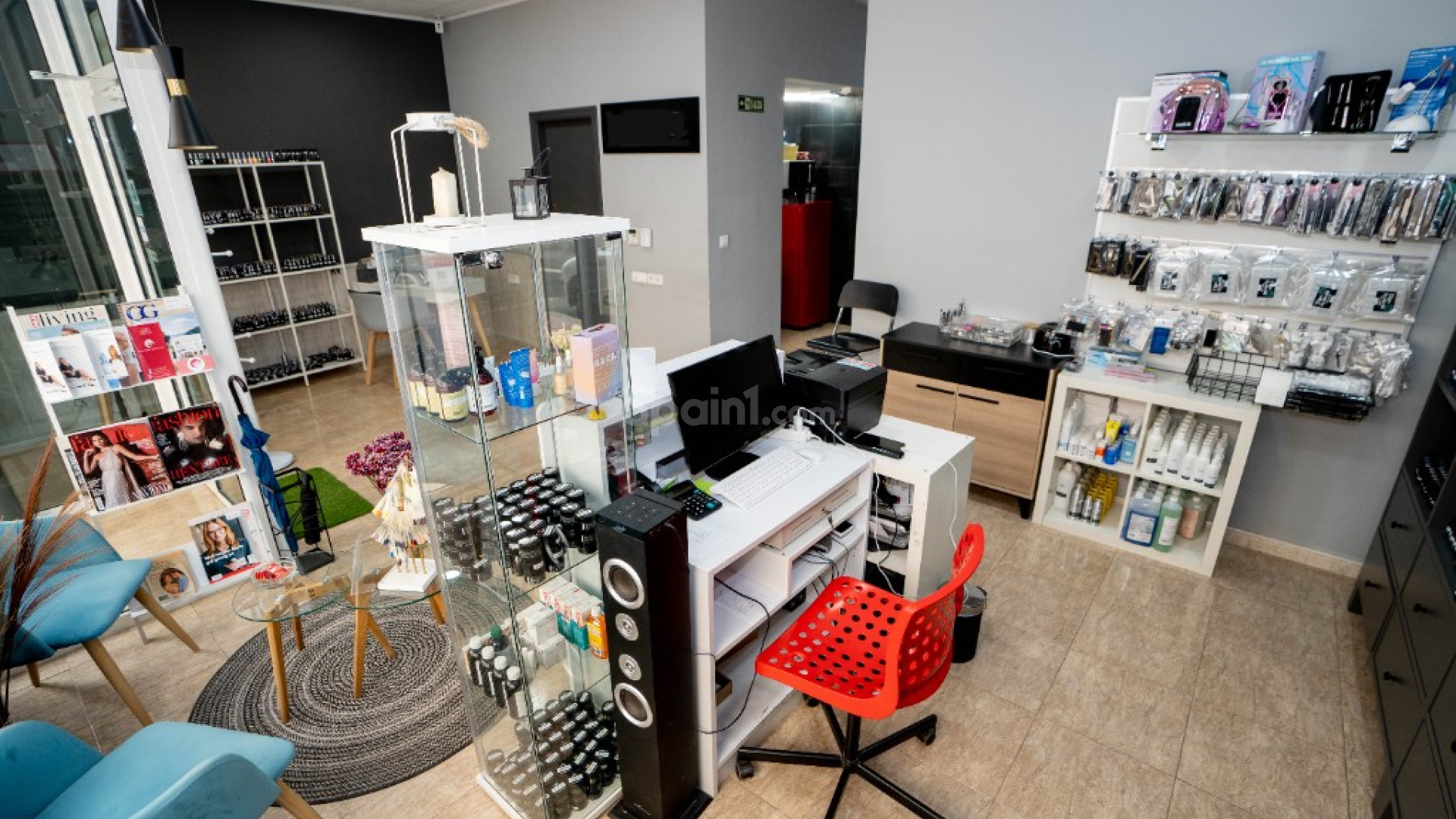 Resale - Commercial -
Torrevieja