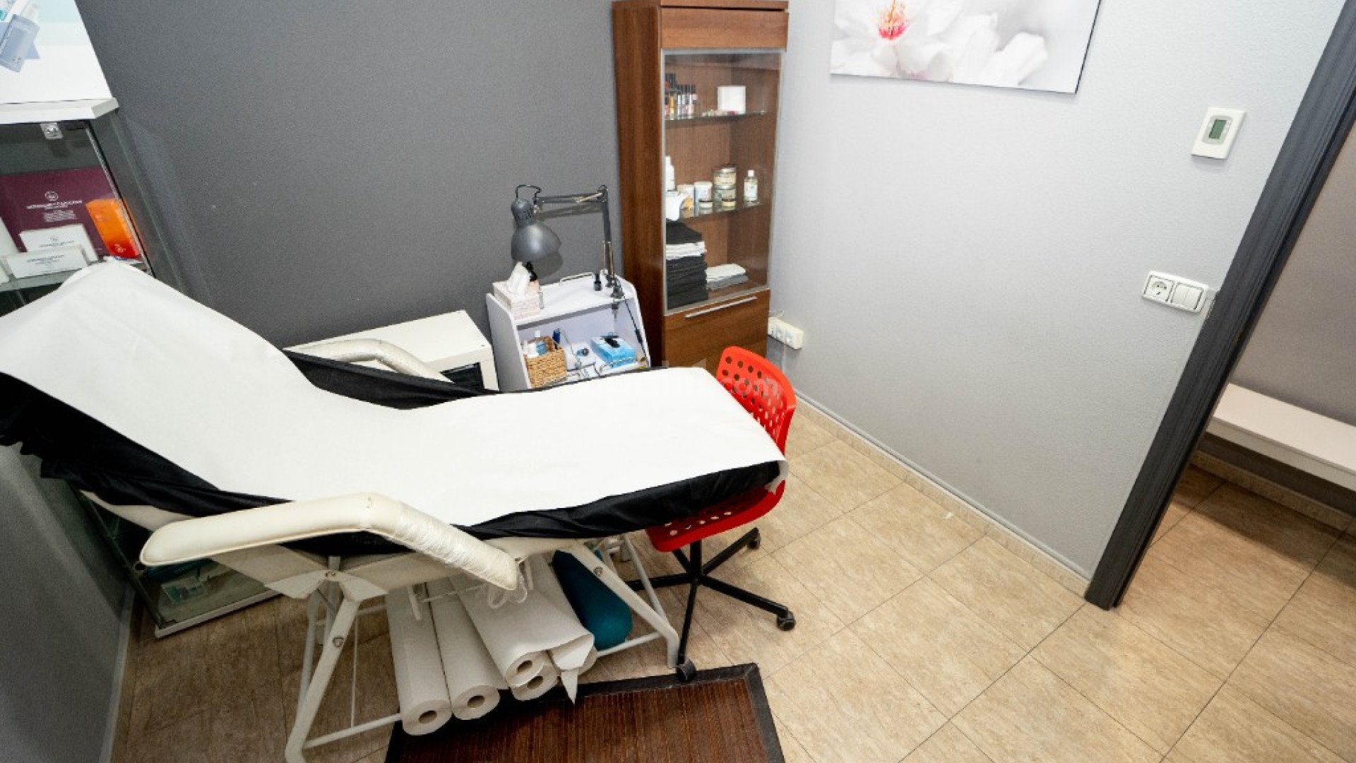 Resale - Commercial -
Torrevieja