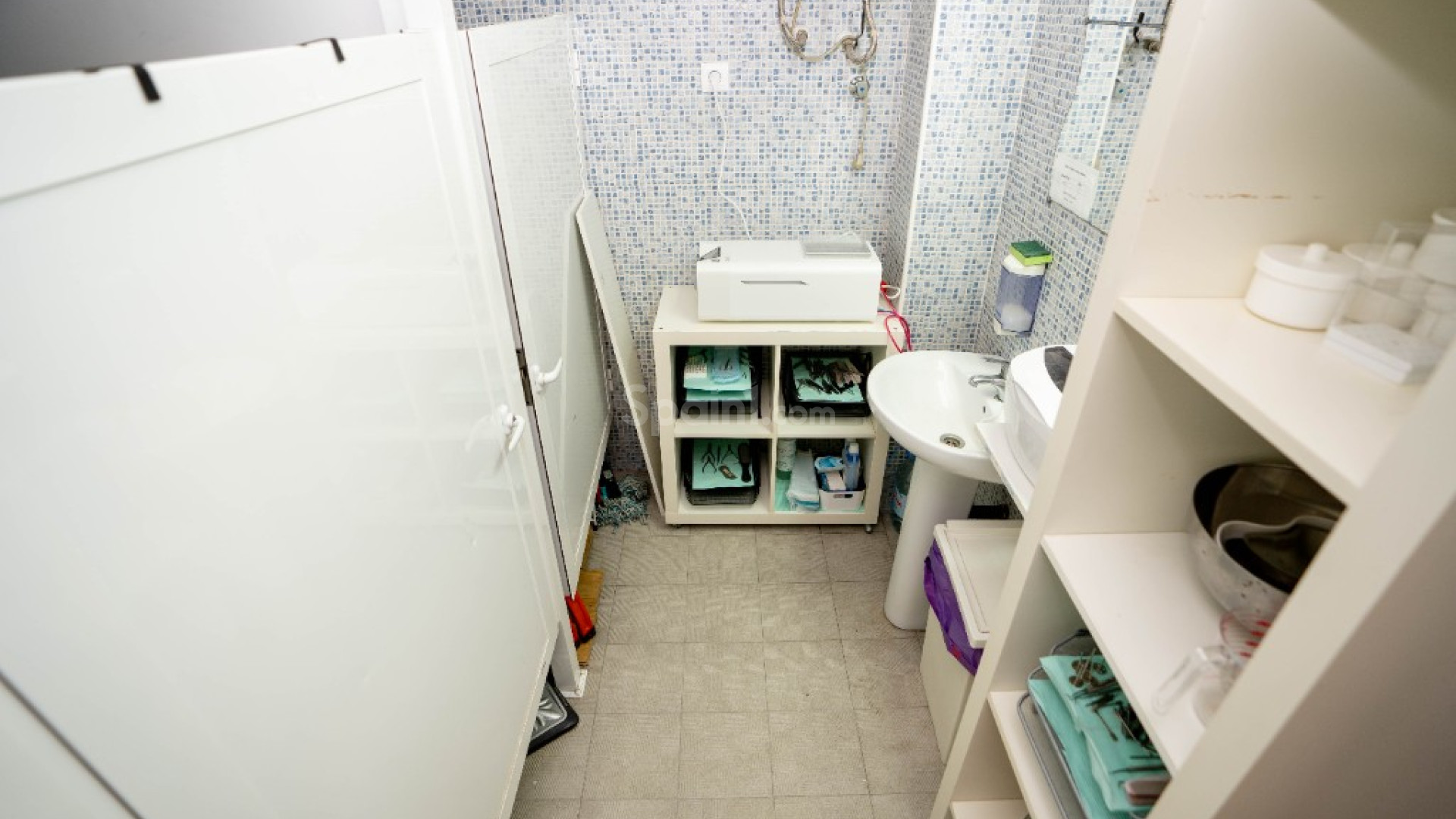 Resale - Commercial -
Torrevieja