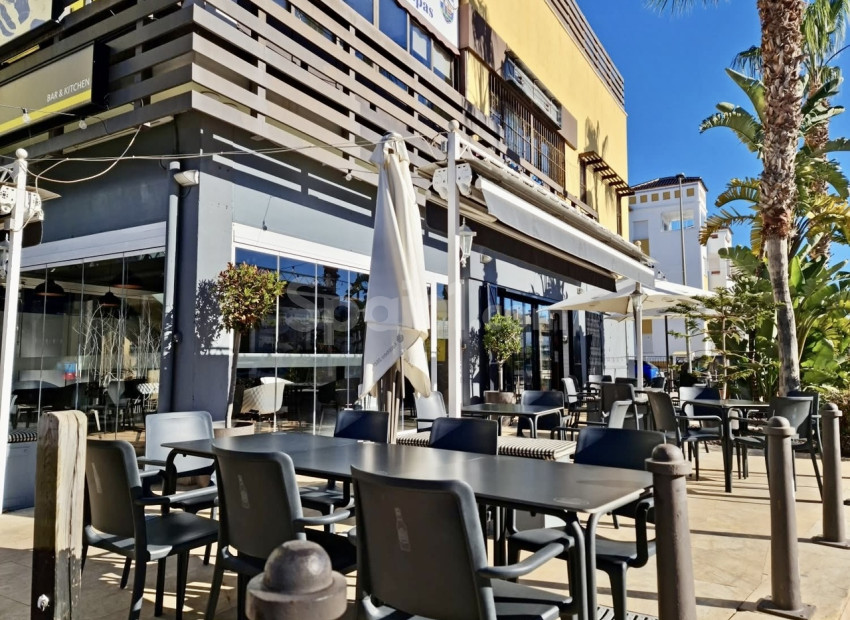Resale - Commercial -
Villamartín - Villamartin