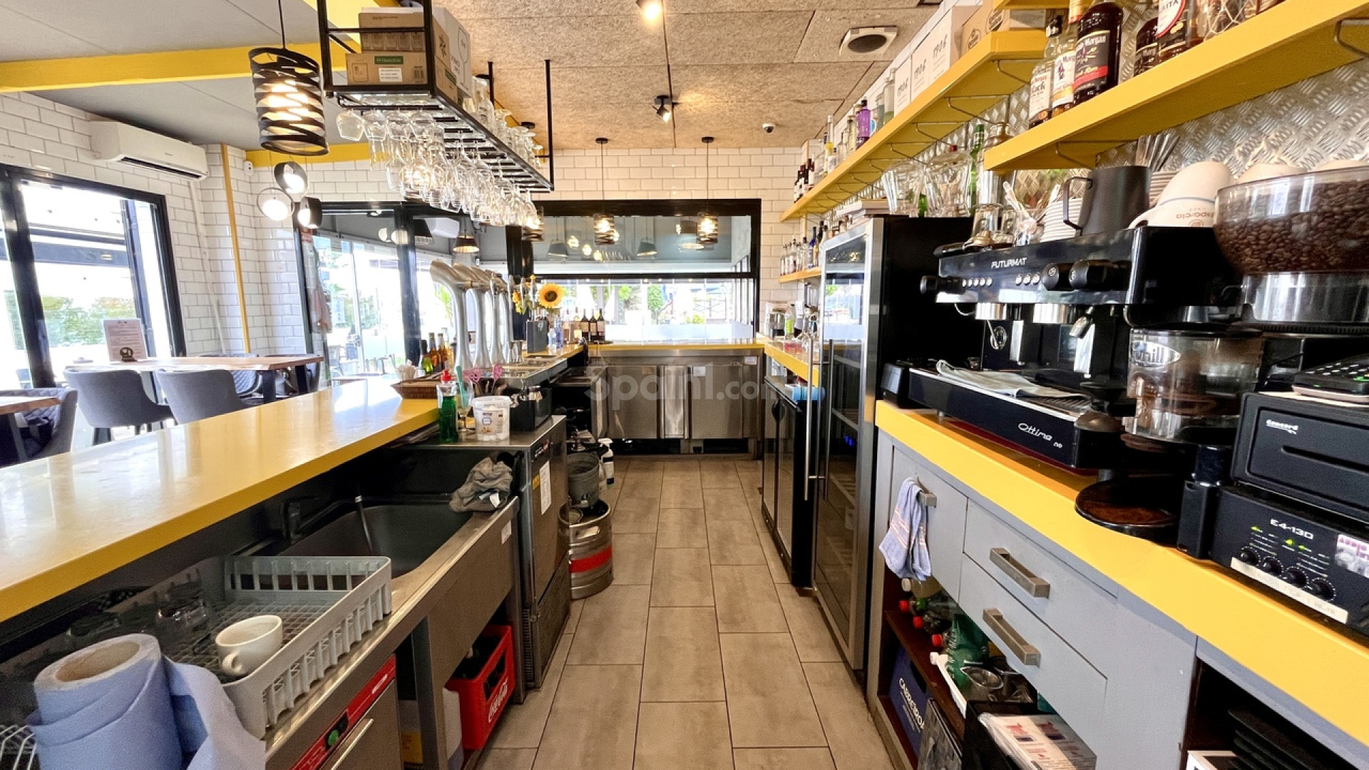 Resale - Commercial -
Villamartín - Villamartin
