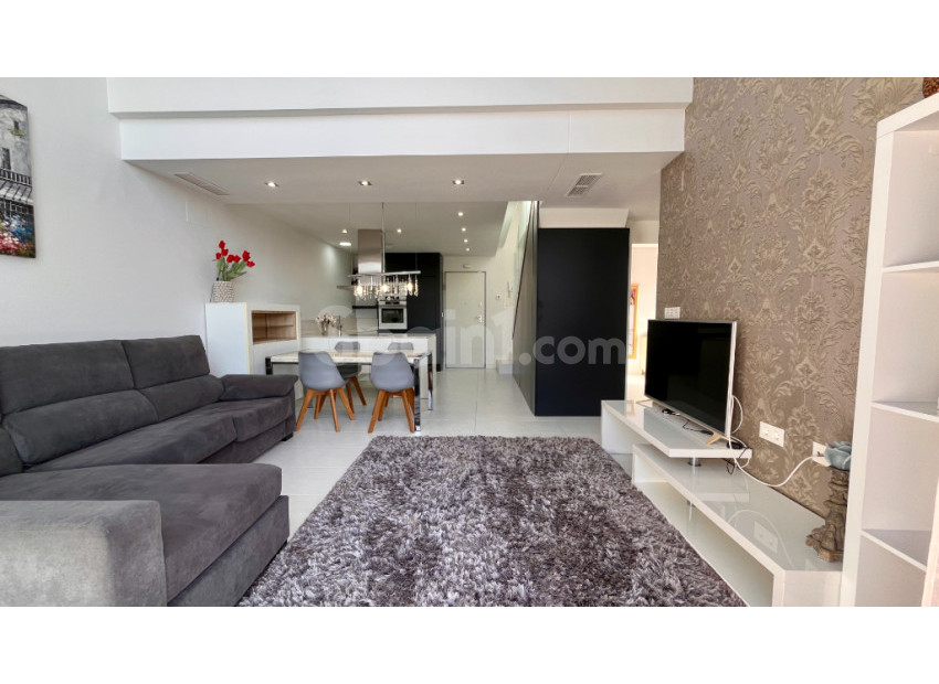 Resale - Doppelhaushälfte -
Los Dolses