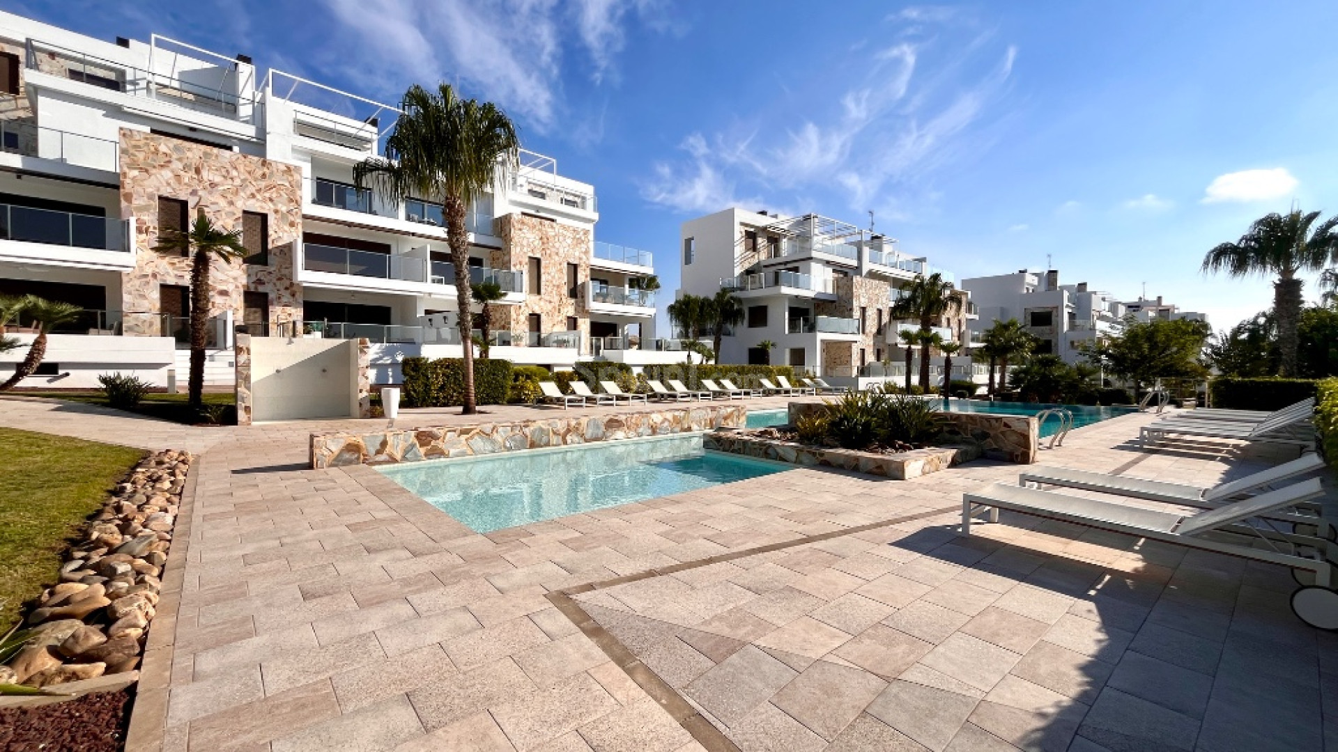 Resale - Doppelhaushälfte -
Los Dolses