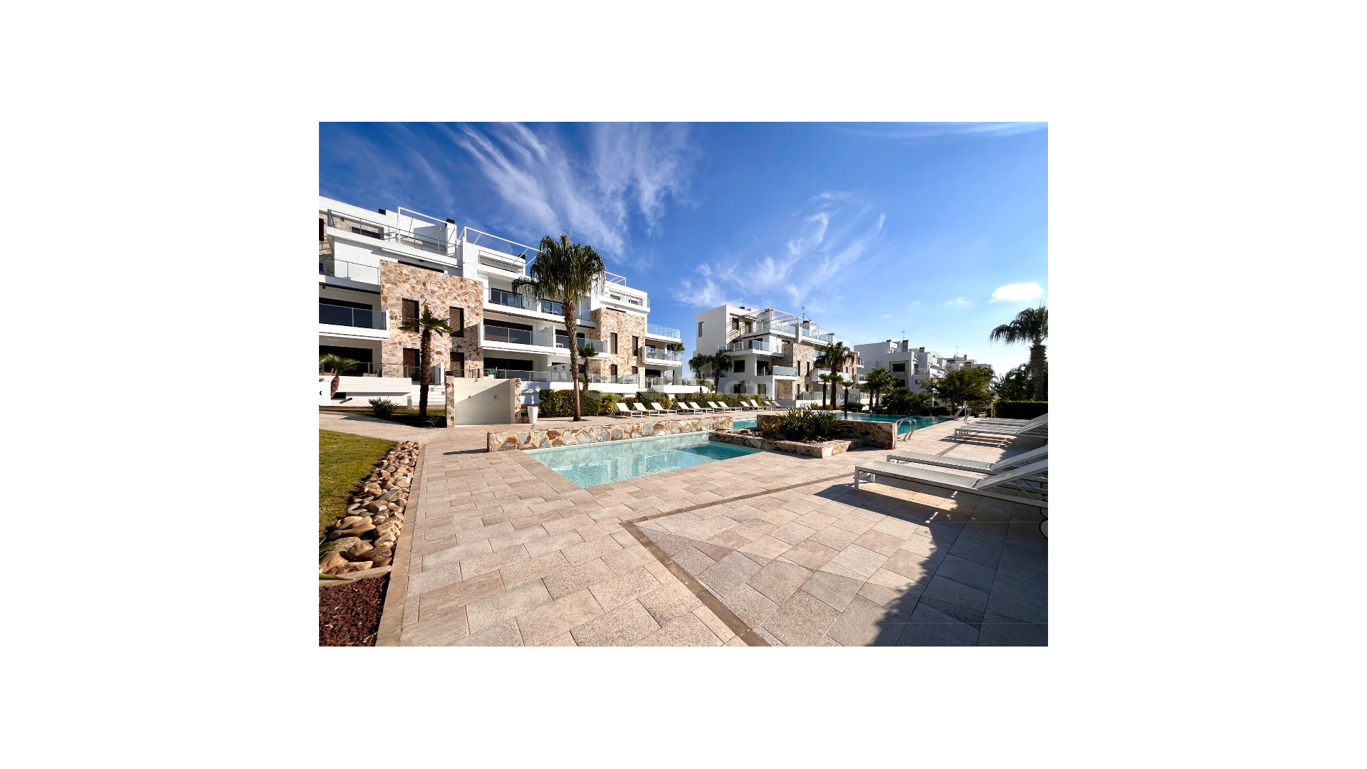 Resale - Doppelhaushälfte -
Los Dolses